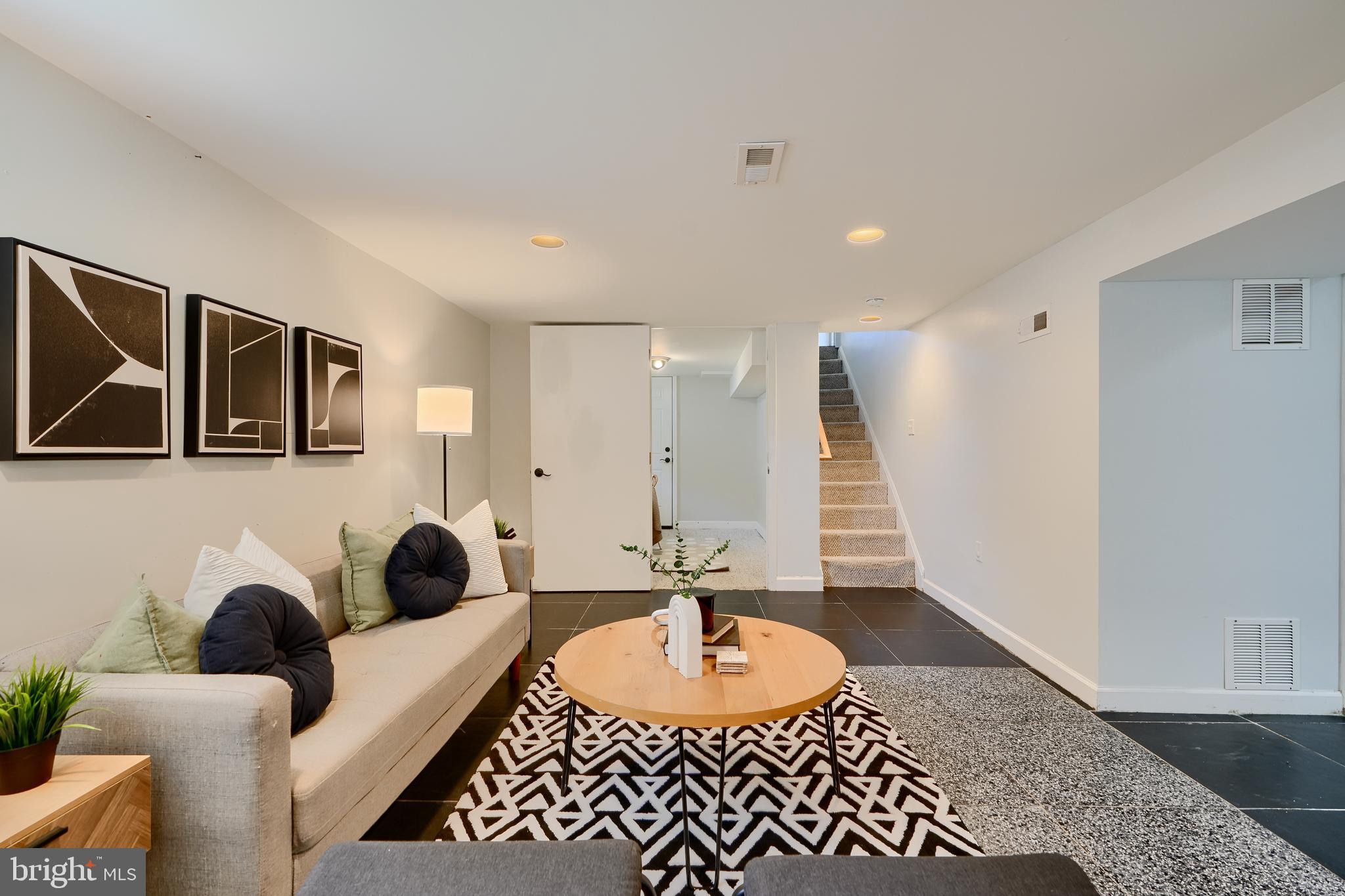 BACK RIVER HIGHLANDS - Residential