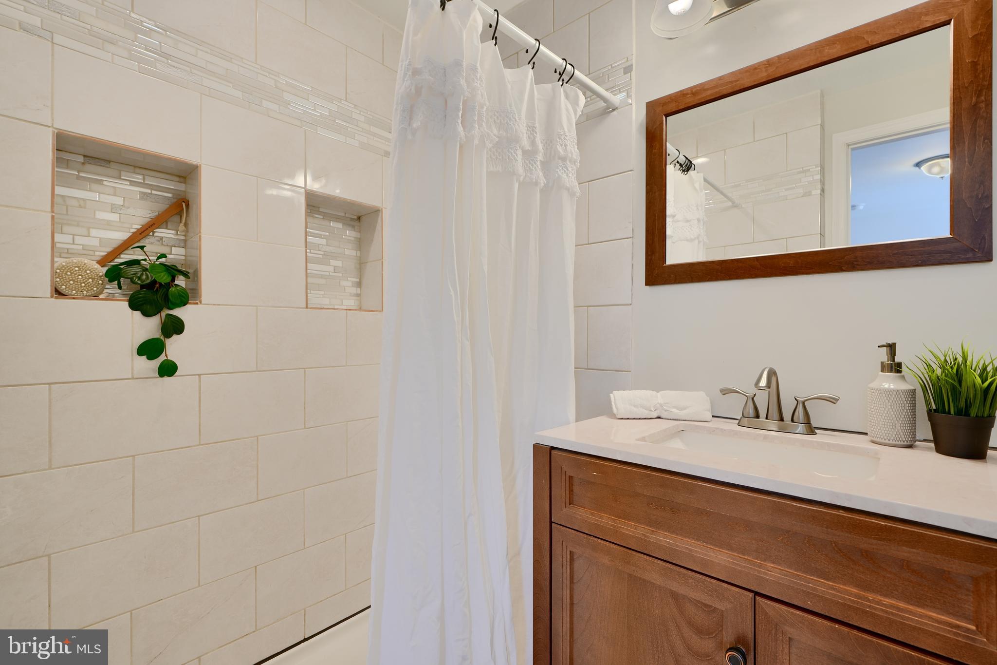 BACK RIVER HIGHLANDS - Residential