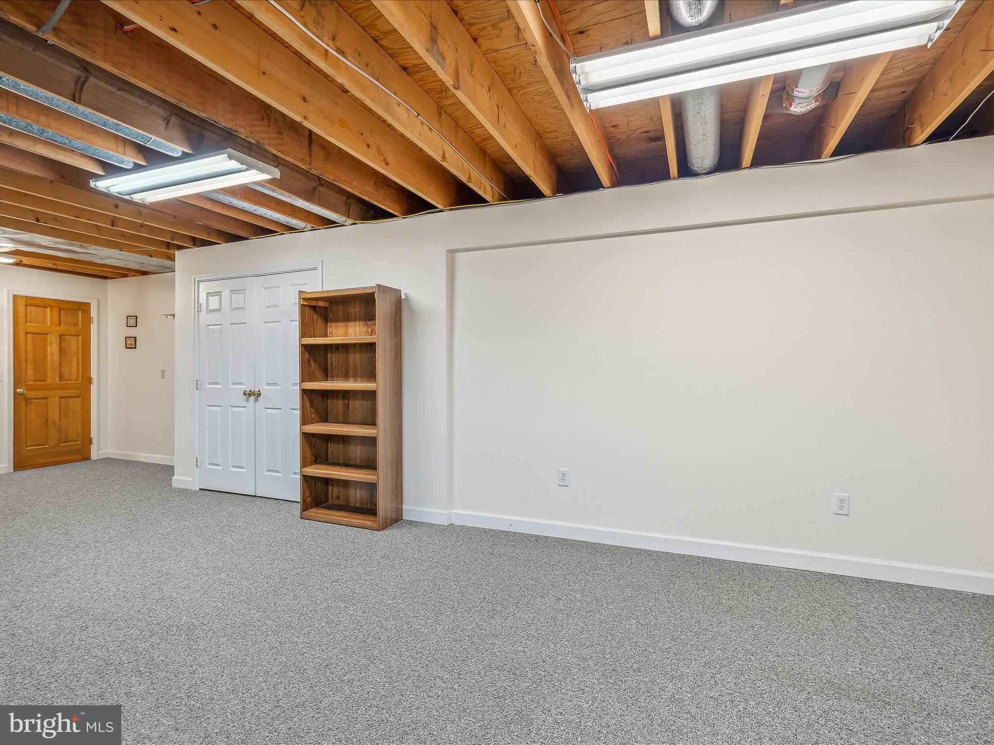 SPRING VALLEY - Residential