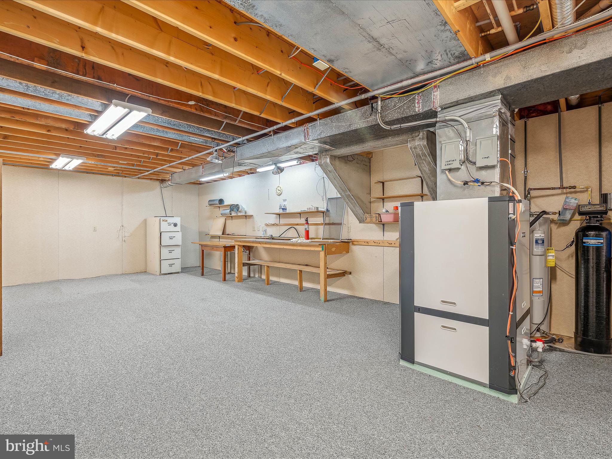 SPRING VALLEY - Residential