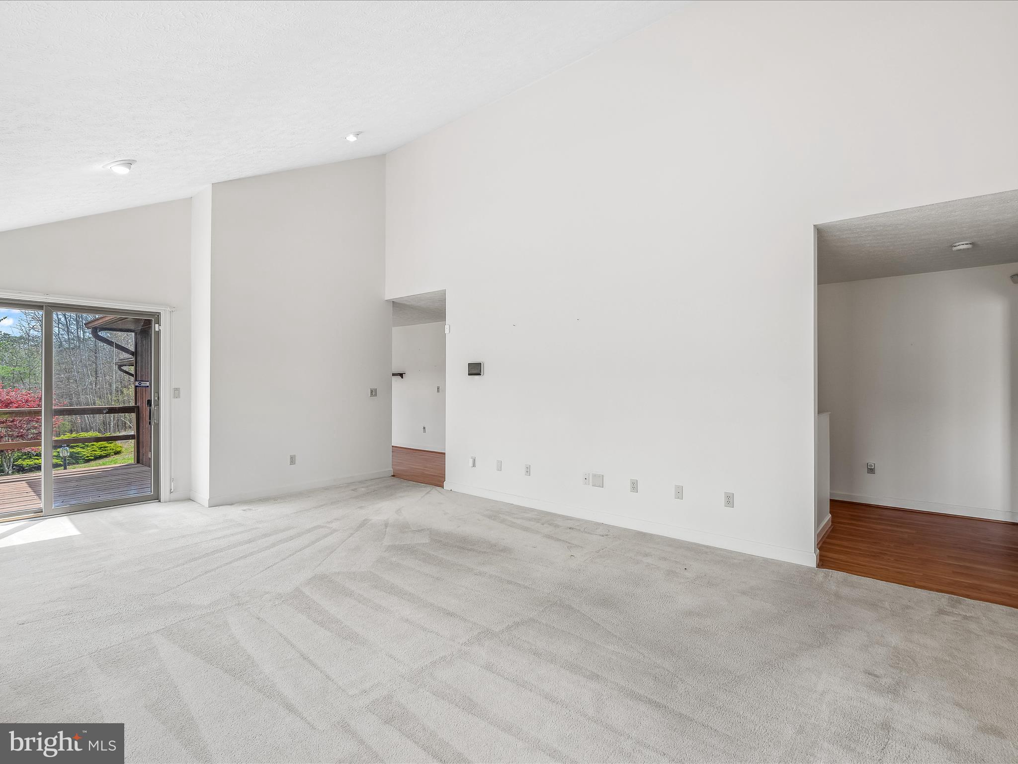 SPRING VALLEY - Residential