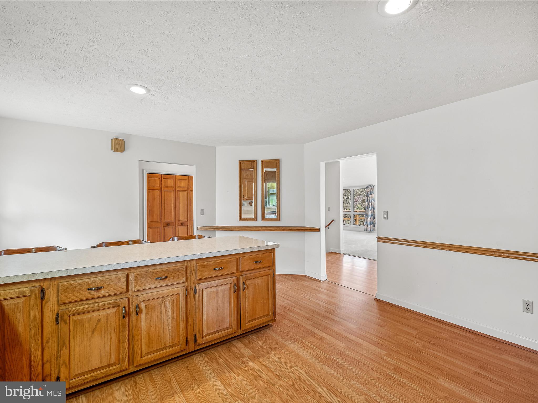 SPRING VALLEY - Residential