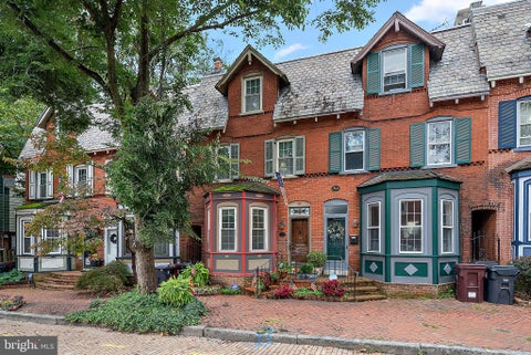 Townhouse For Sale - 1005 N Monroe Street<br/> WILMINGTON, DE 19801