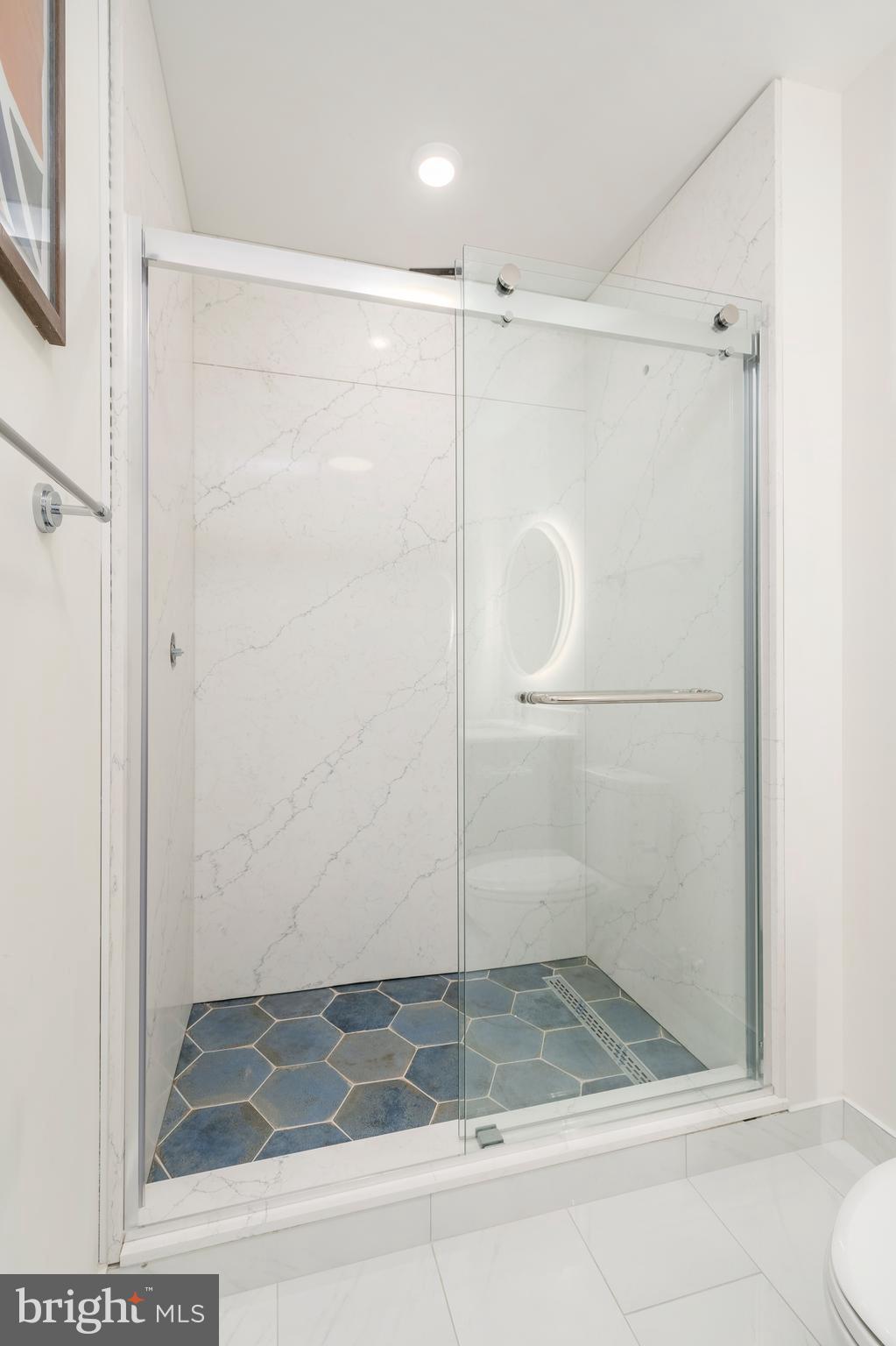 ROXBOROUGH - Residential Lease
