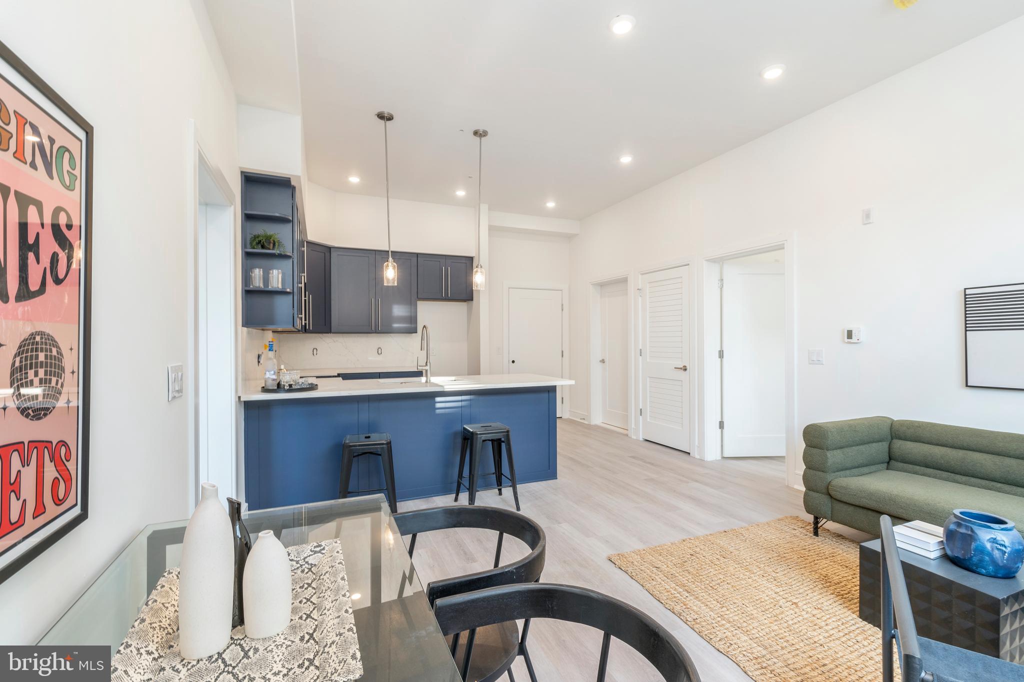 ROXBOROUGH - Residential Lease