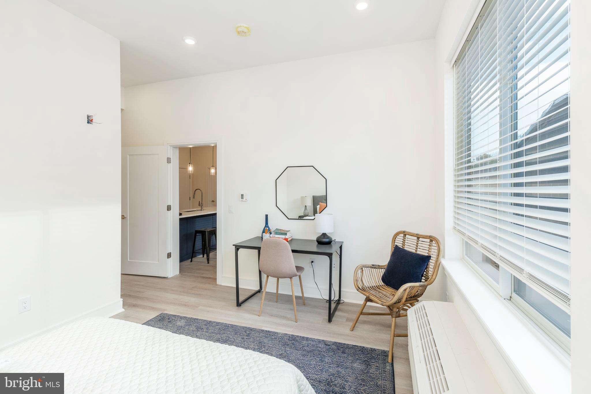 ROXBOROUGH - Residential Lease