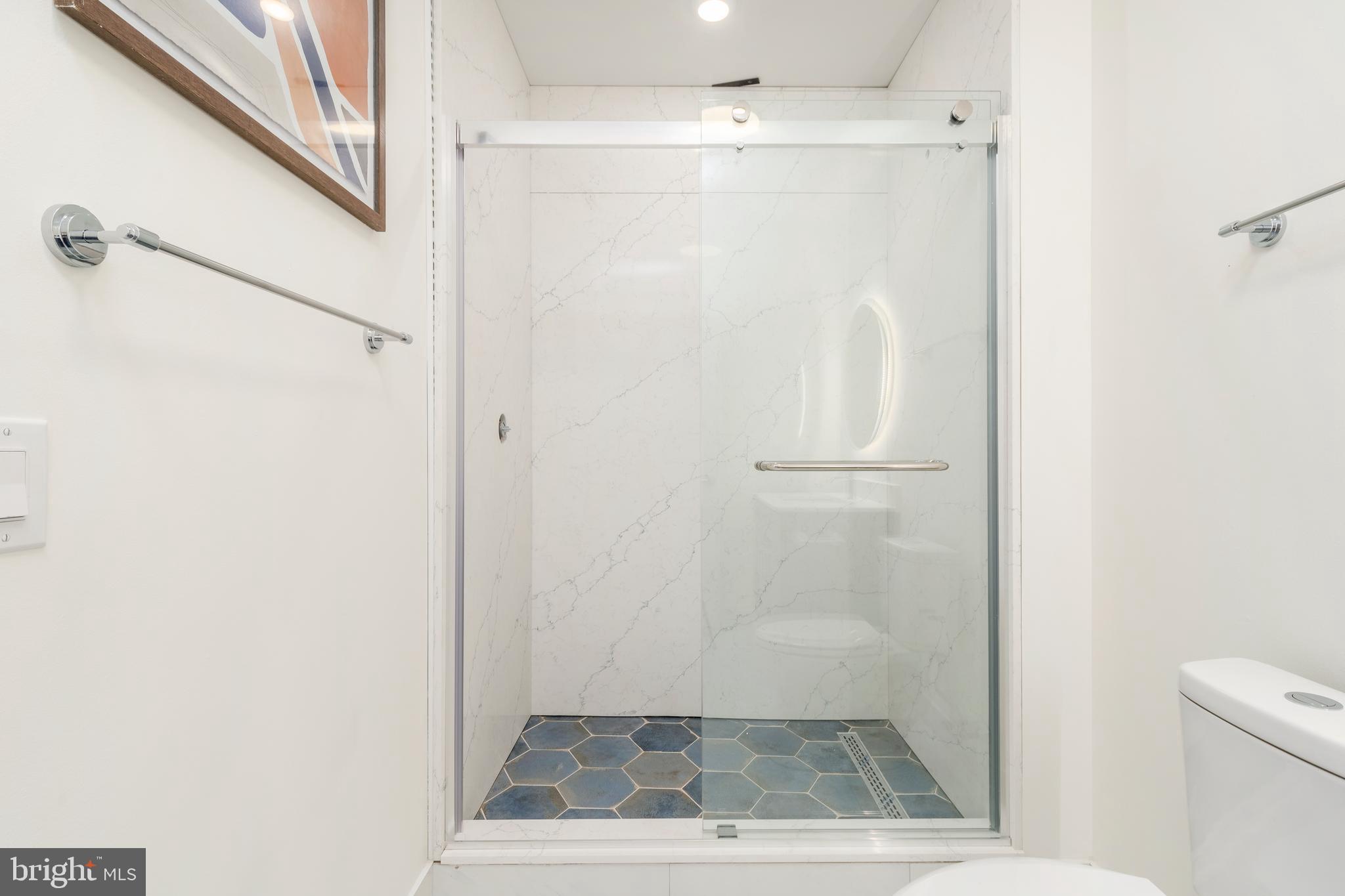 ROXBOROUGH - Residential Lease