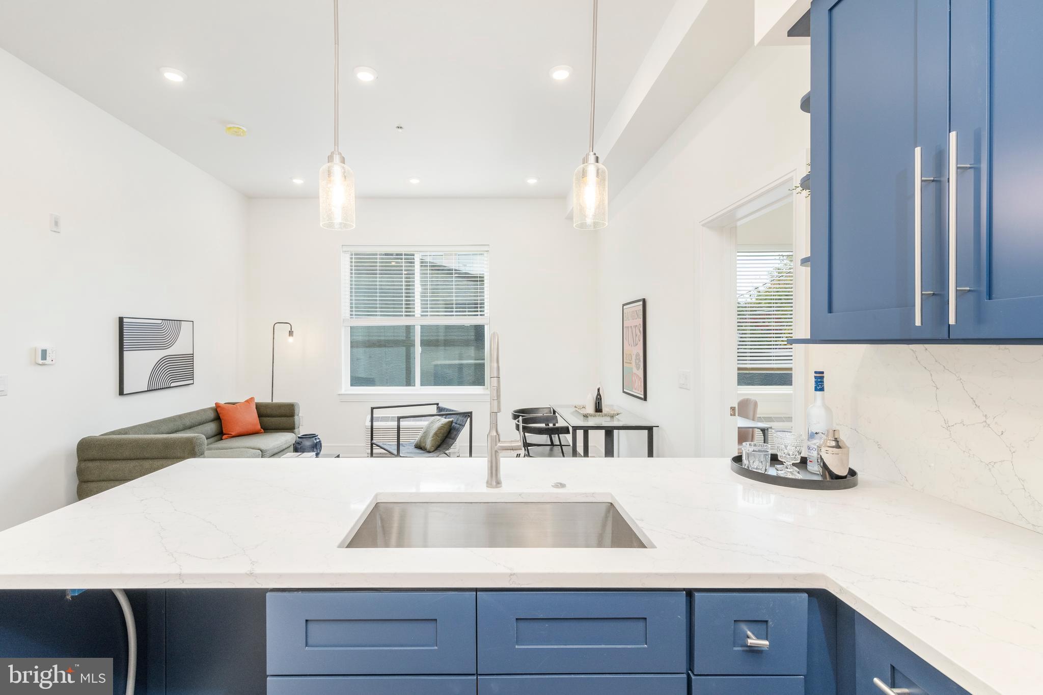 ROXBOROUGH - Residential Lease