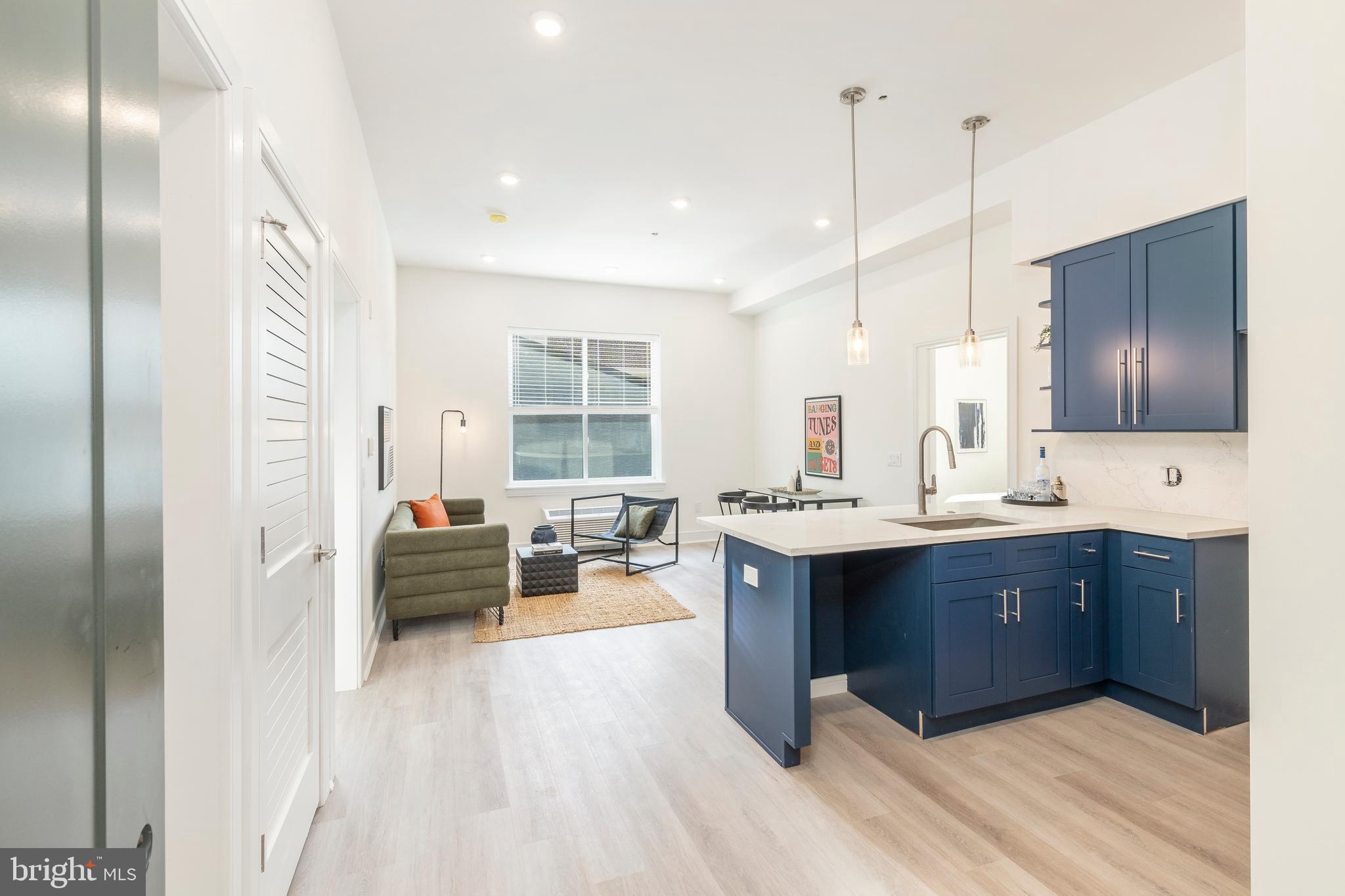 ROXBOROUGH - Residential Lease
