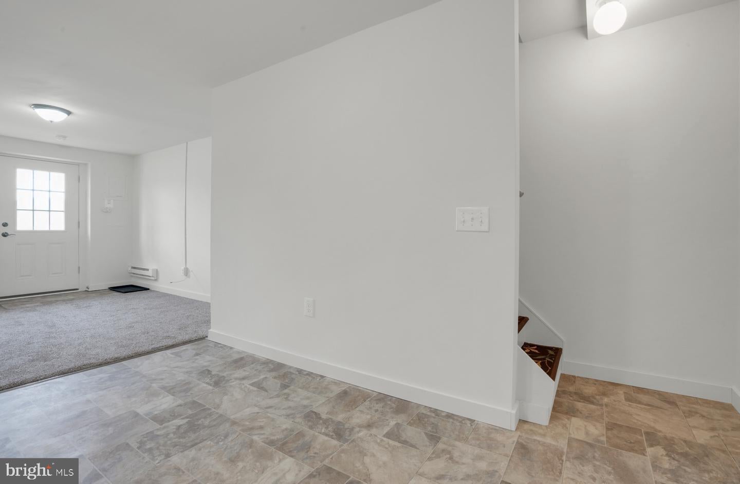806 W MAIN STREET #4
