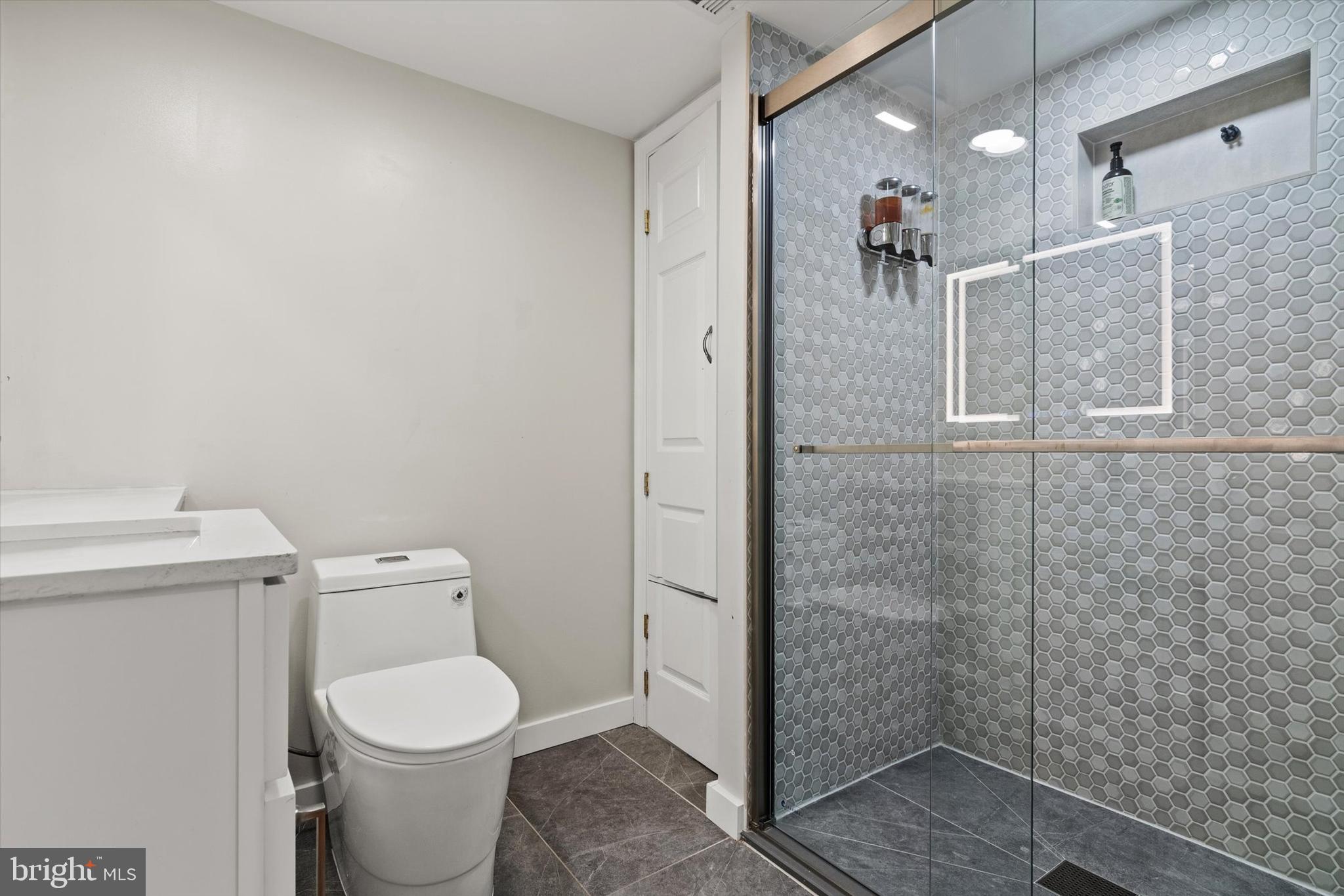 ARLINGTON FOREST - Residential