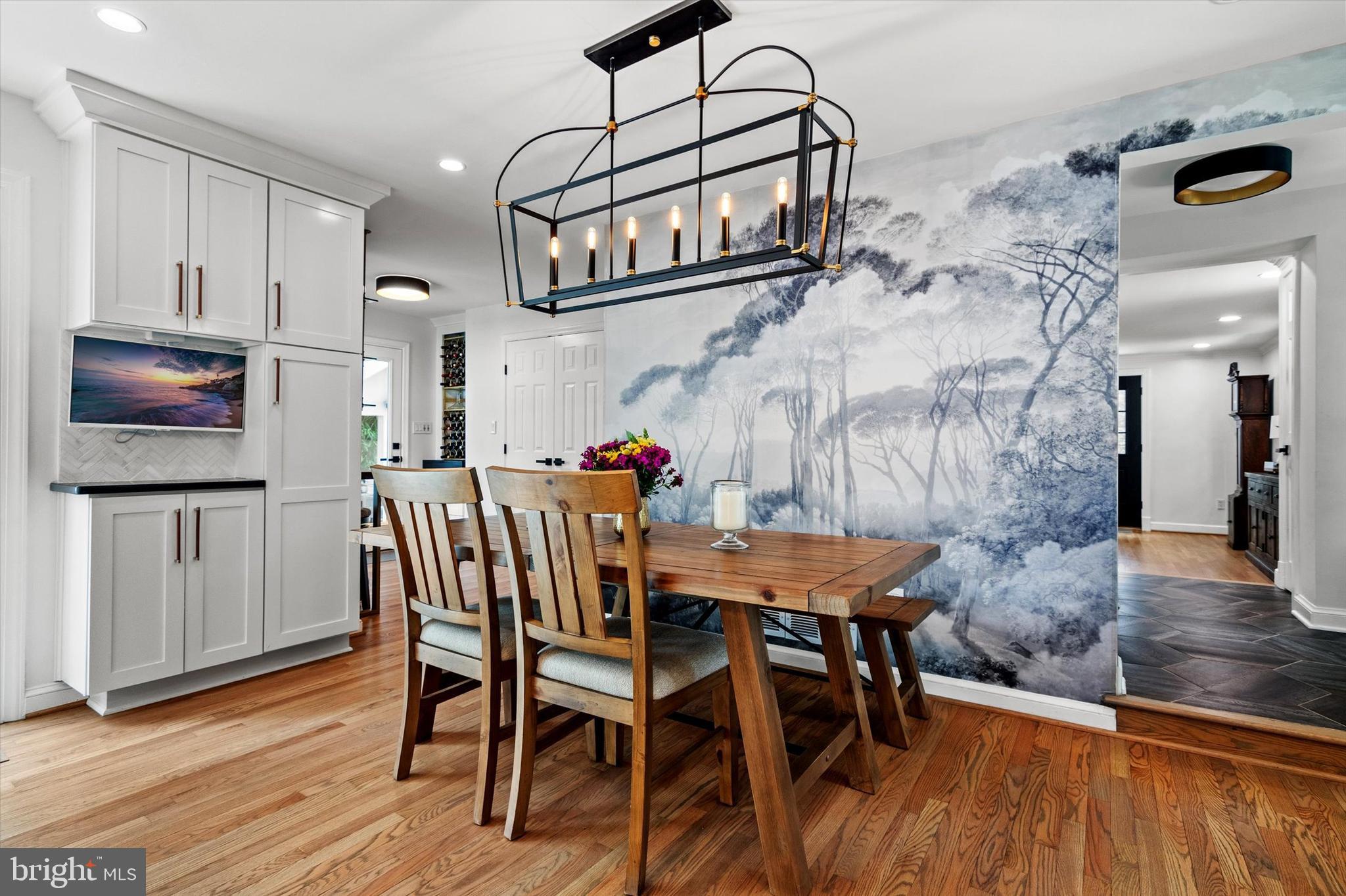 ARLINGTON FOREST - Residential