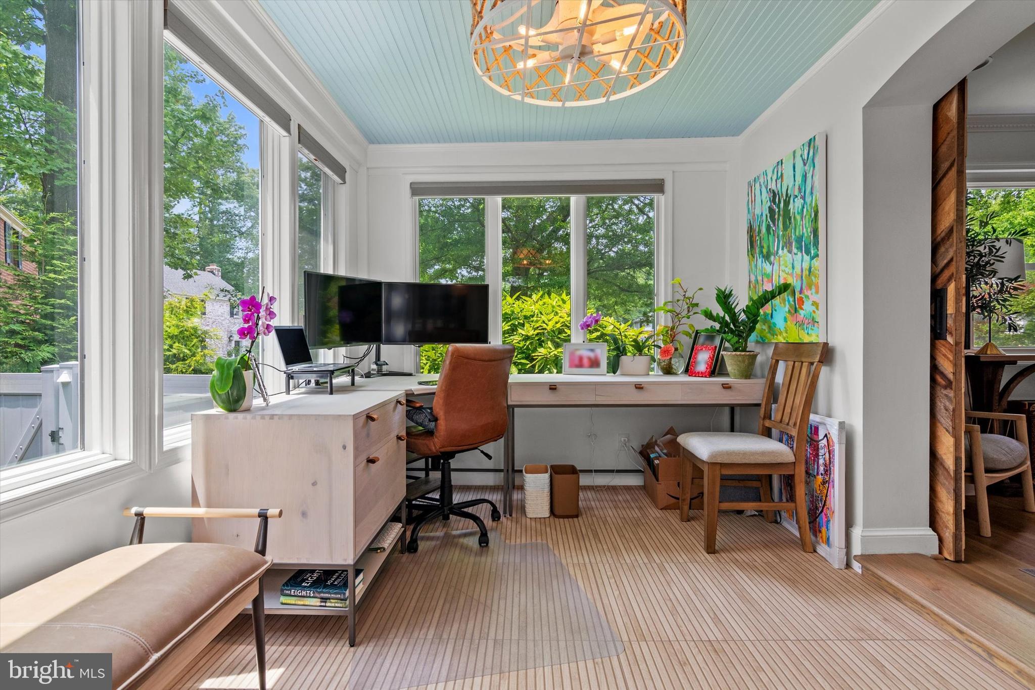 ARLINGTON FOREST - Residential