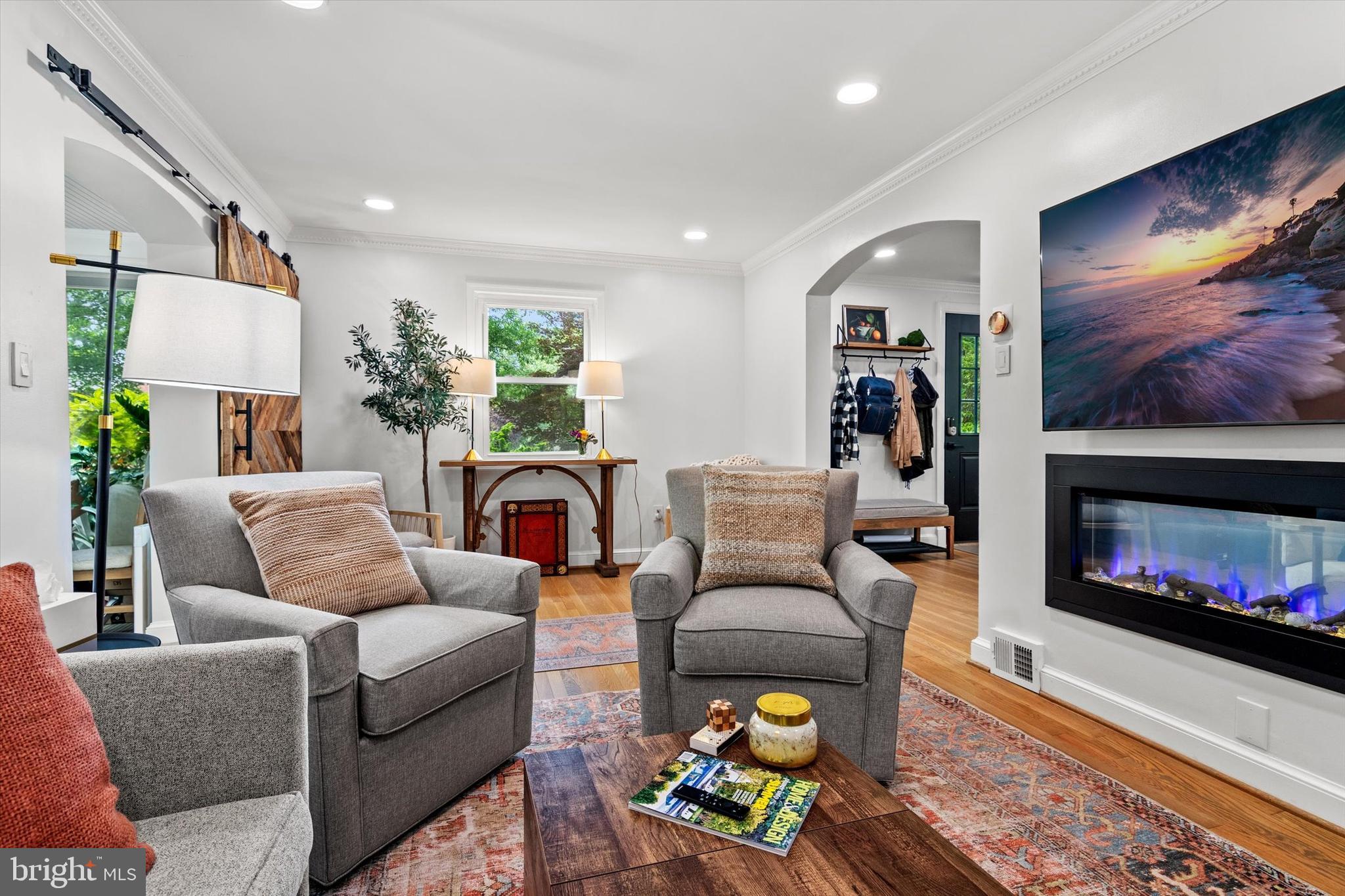 ARLINGTON FOREST - Residential