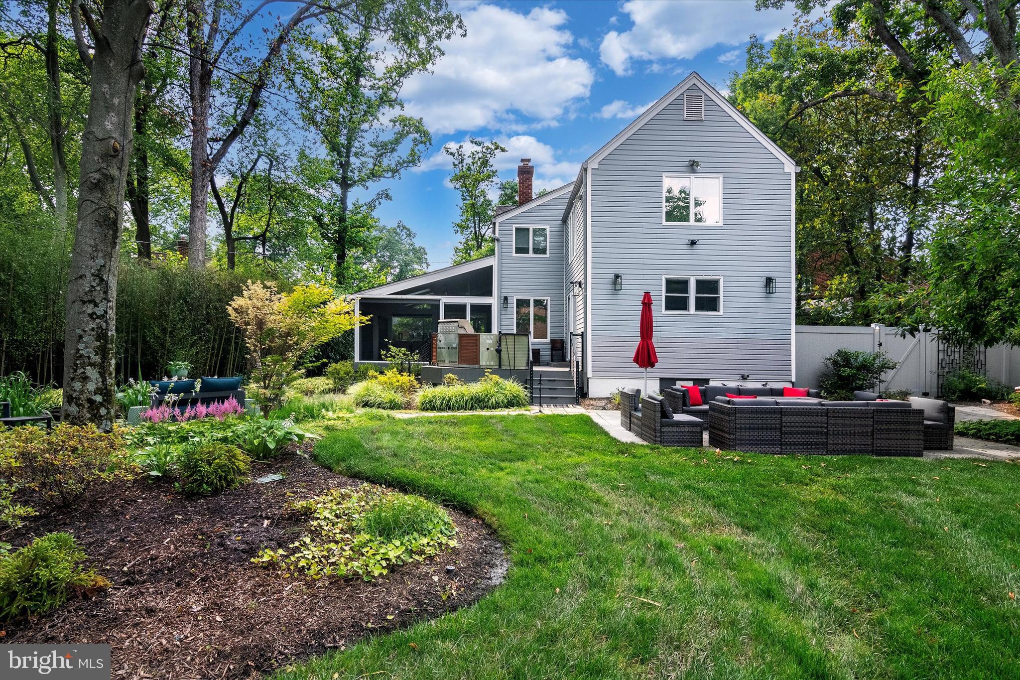 ARLINGTON FOREST - Residential