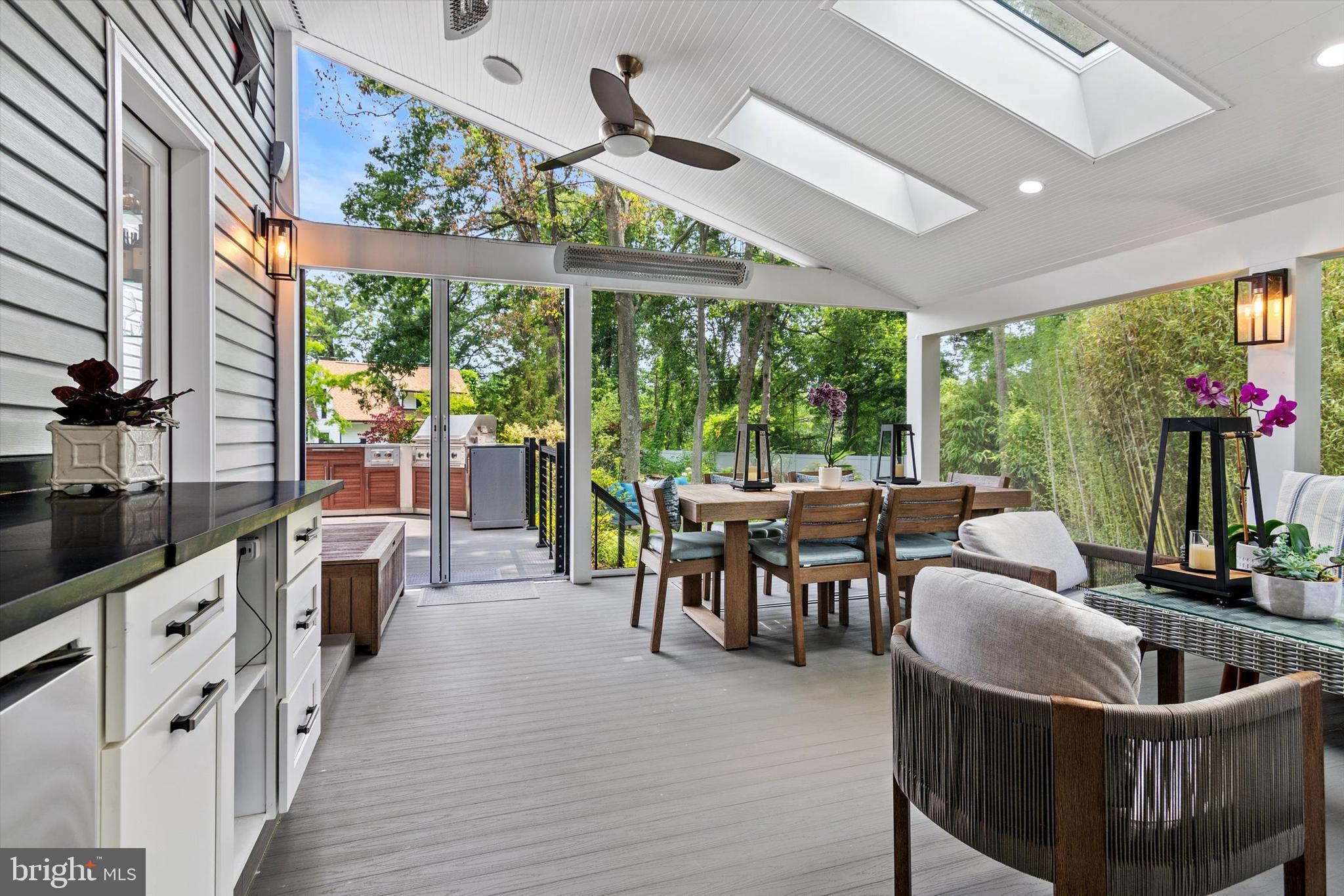 ARLINGTON FOREST - Residential