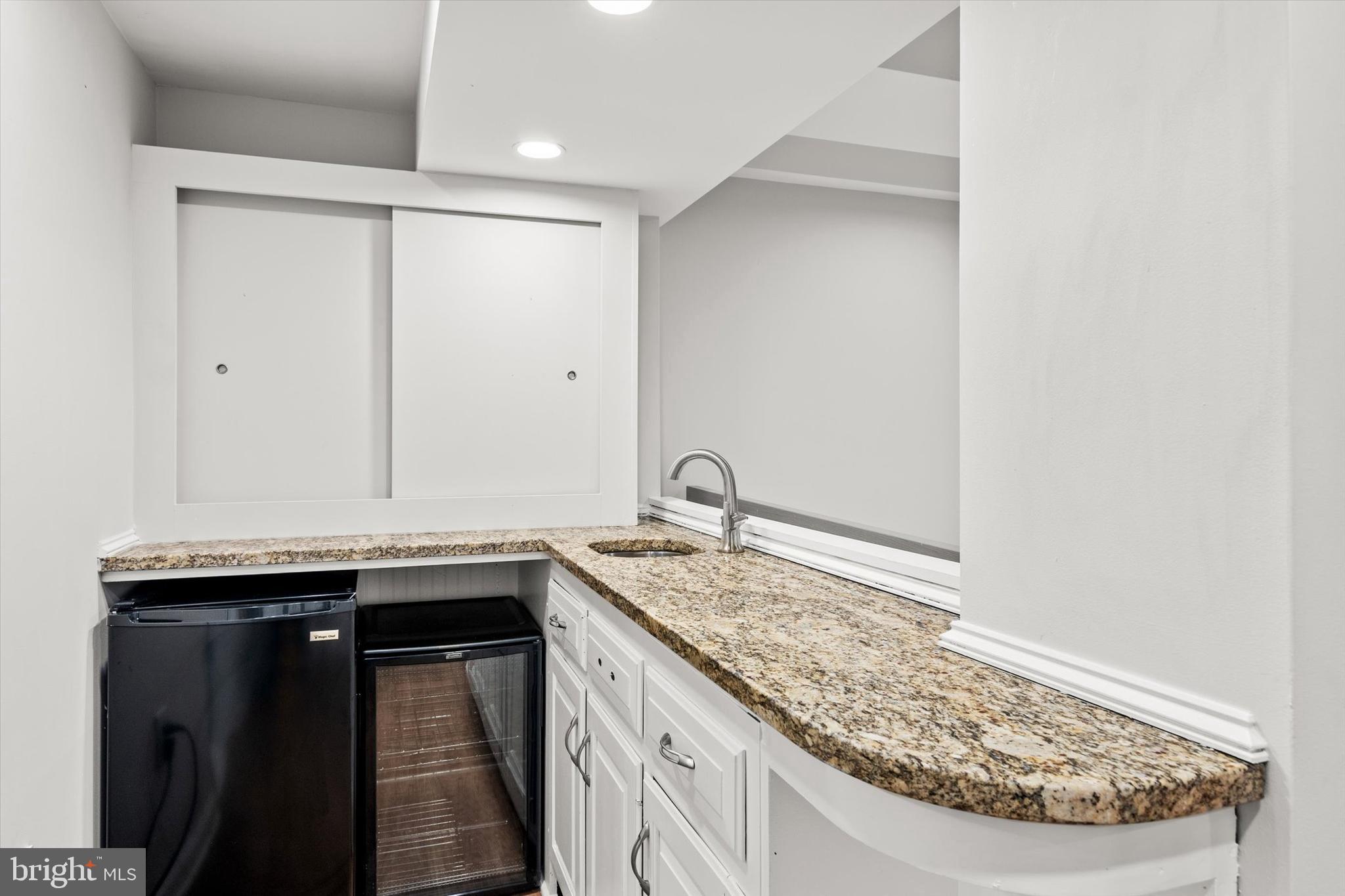 ARLINGTON FOREST - Residential