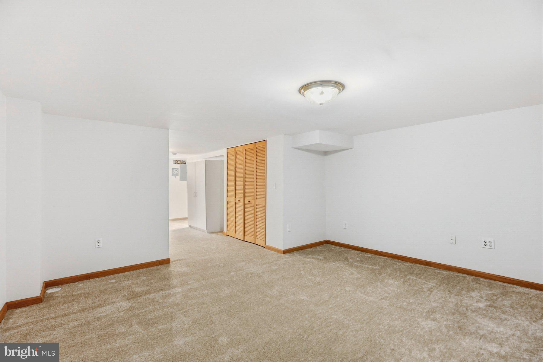 NORTH POINT VILLAGE - Residential