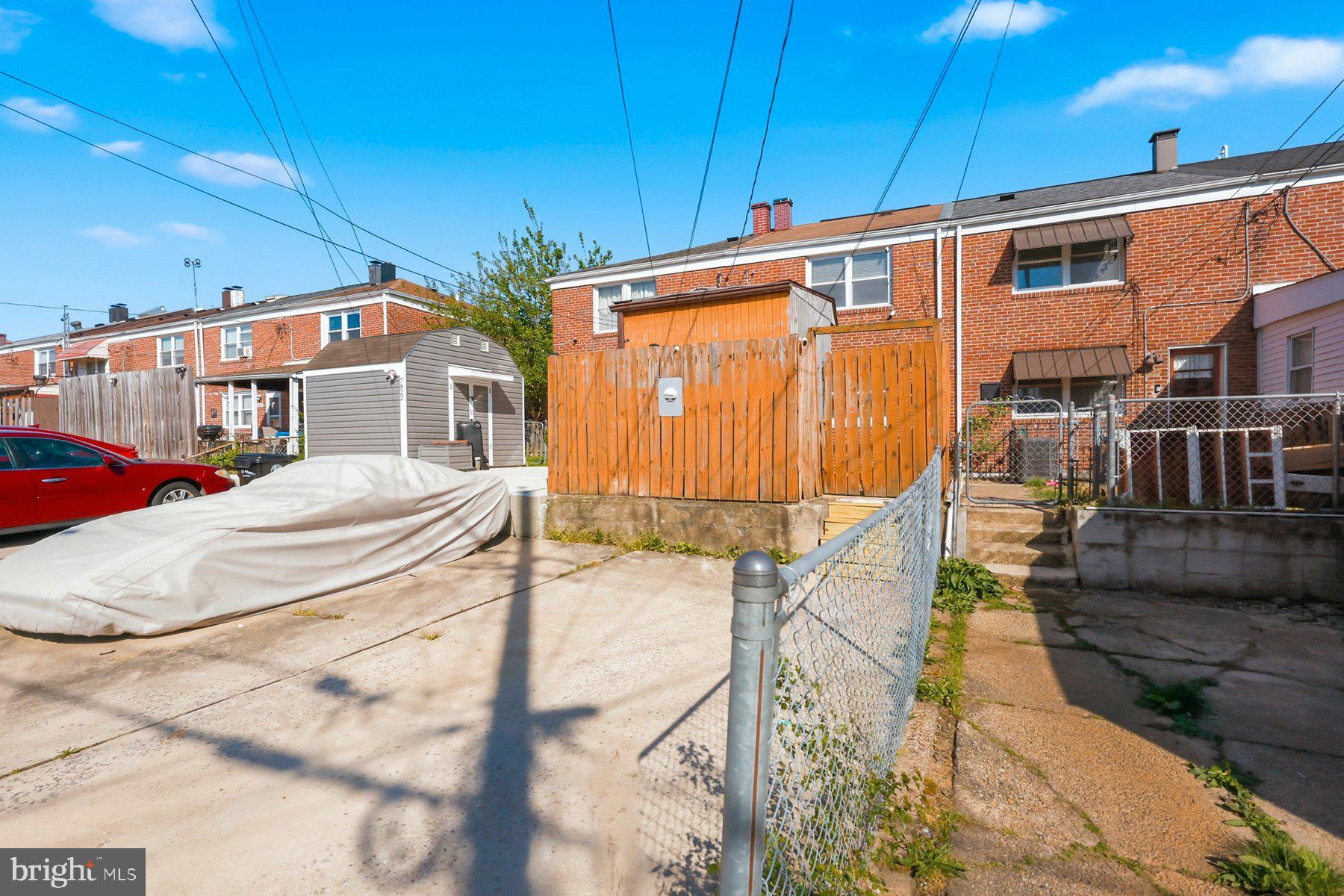 NORTH POINT VILLAGE - Residential