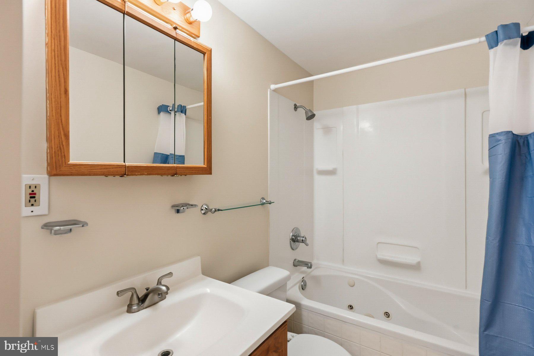 NORTH POINT VILLAGE - Residential