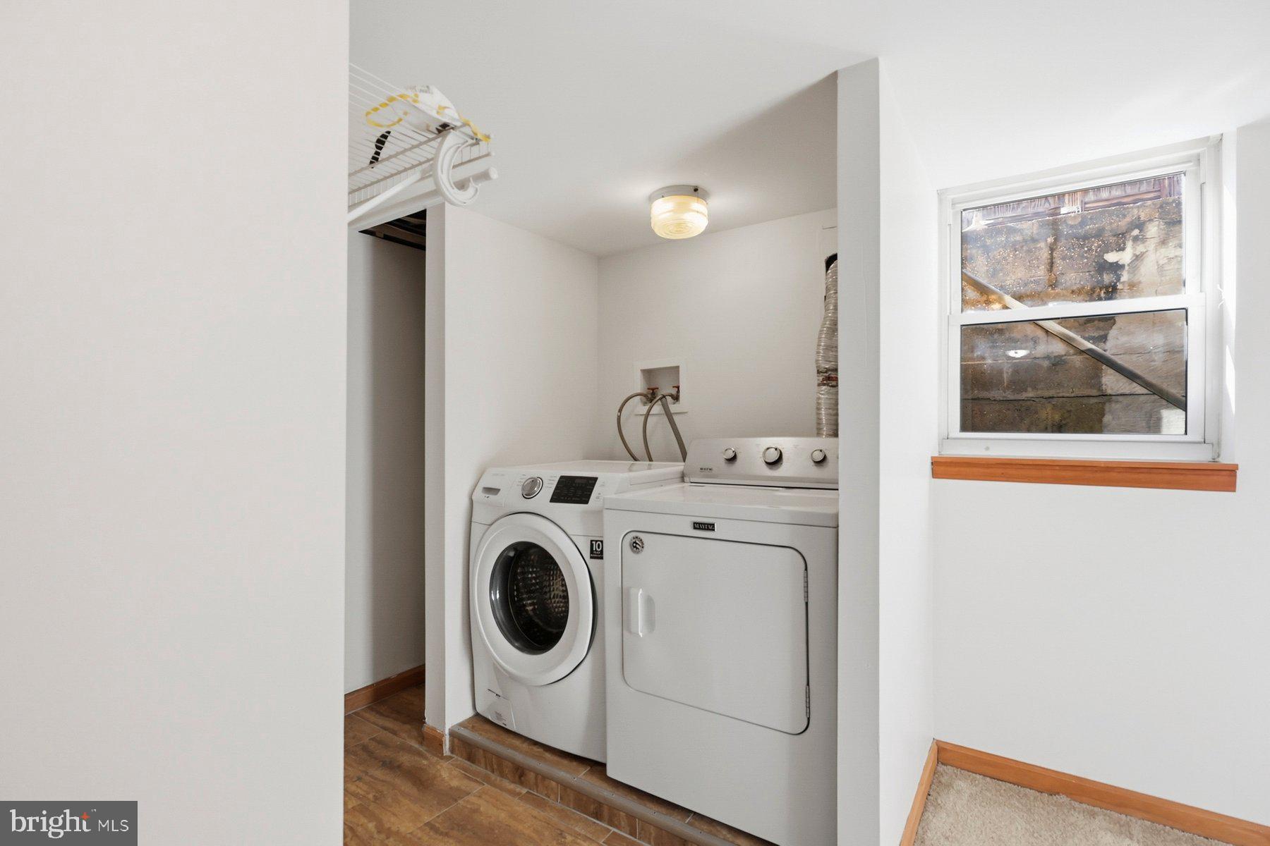 NORTH POINT VILLAGE - Residential