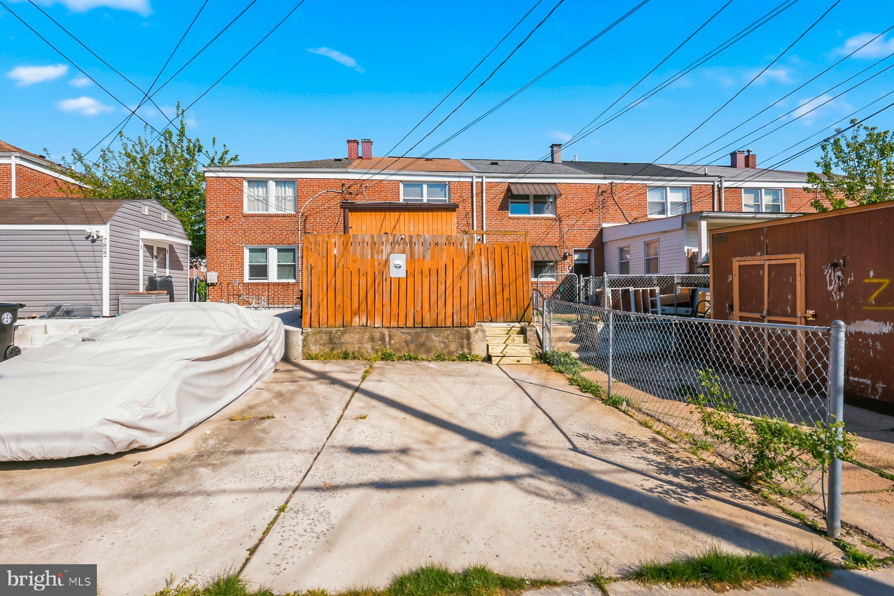 NORTH POINT VILLAGE - Residential