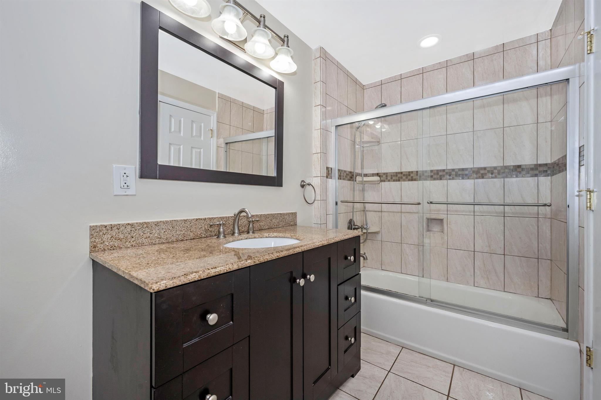 EAST SPRINGBROOK - Residential