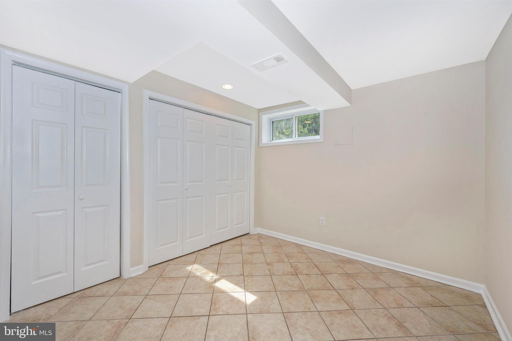 EAST SPRINGBROOK - Residential