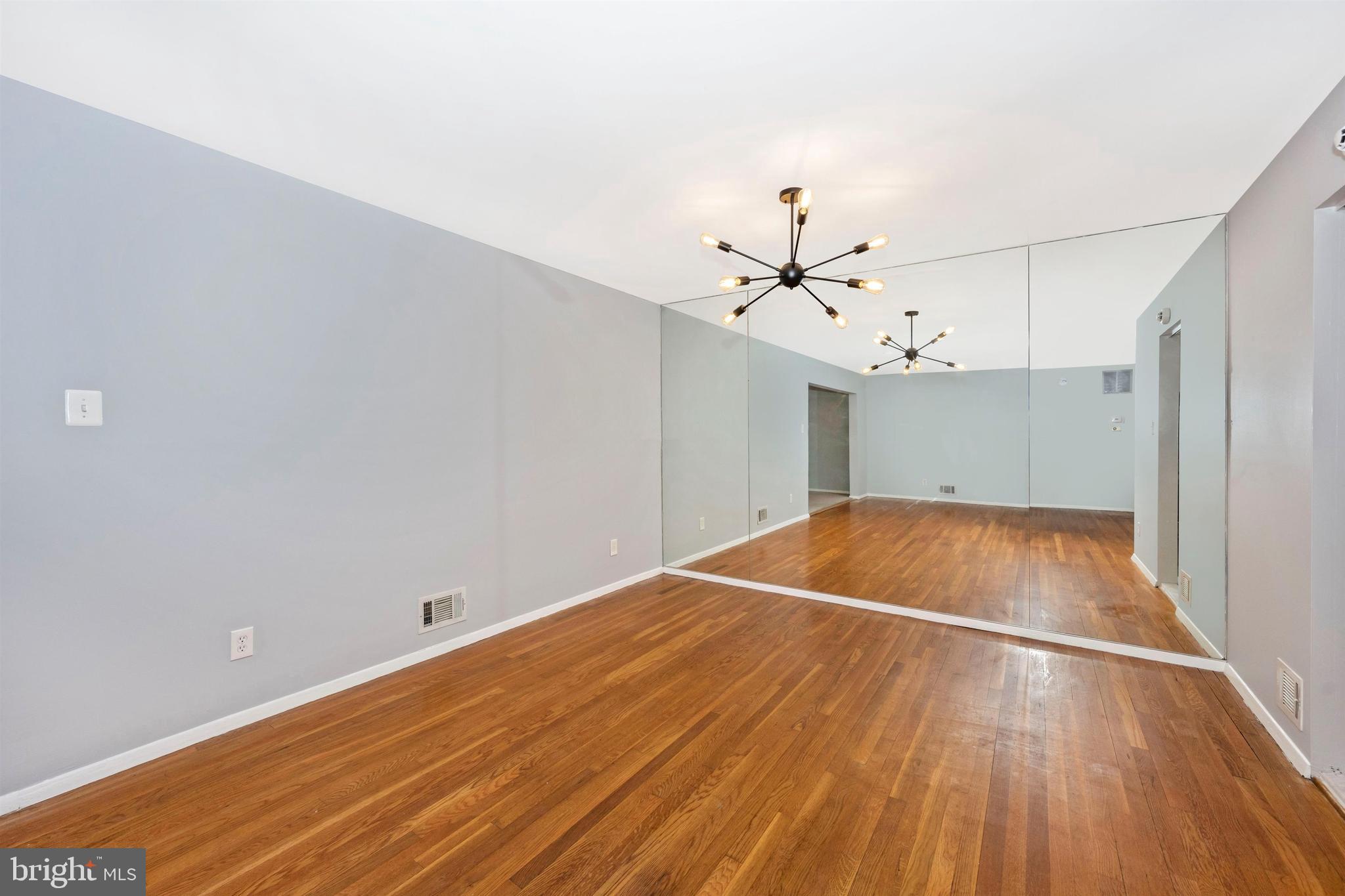 EAST SPRINGBROOK - Residential