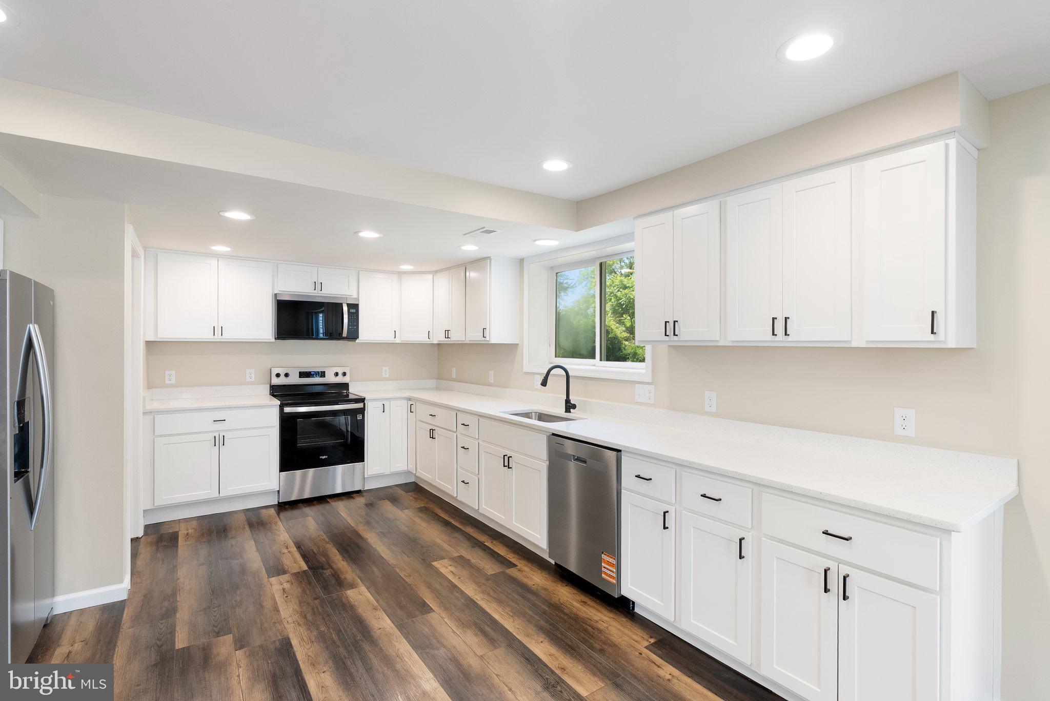 318 W LIBERTY STREET