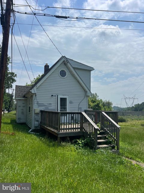 Property photo of 6860 Montgomery Road, Elkridge, MD 21075