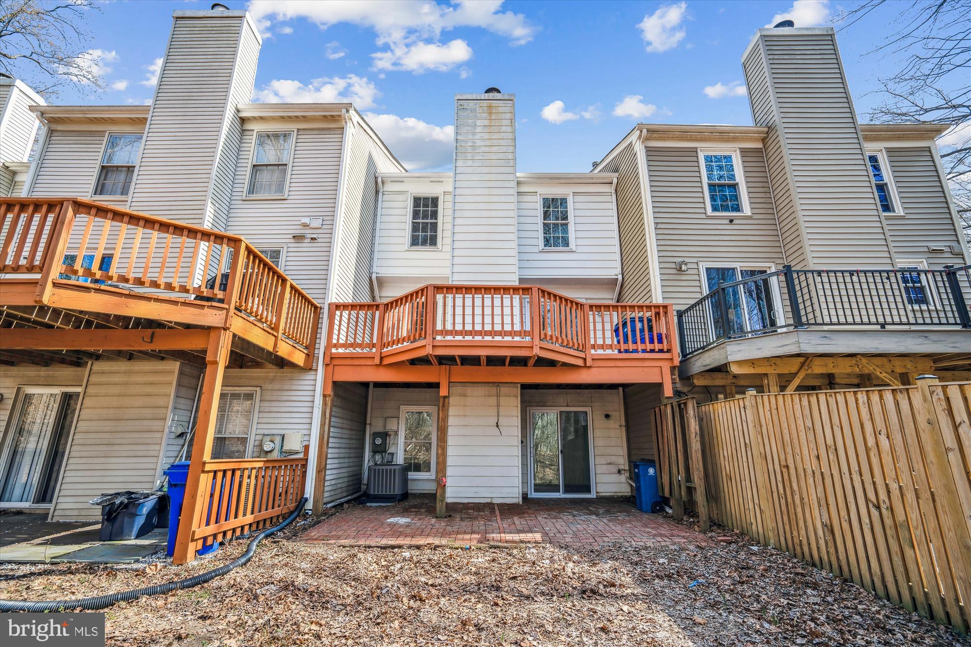 SNOWDENS MILL - Residential