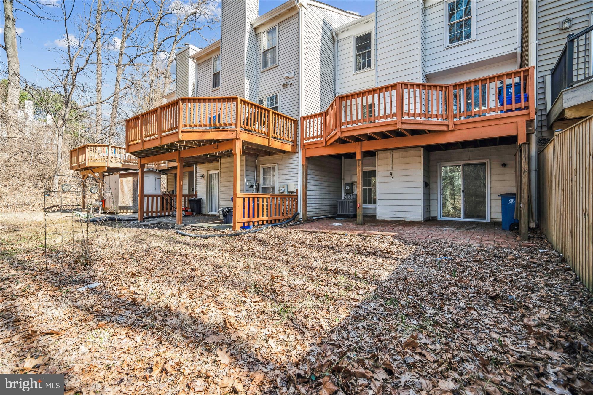 SNOWDENS MILL - Residential