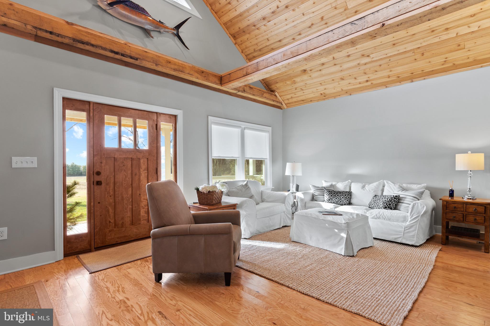 DAVIDSONVILLE - Farm