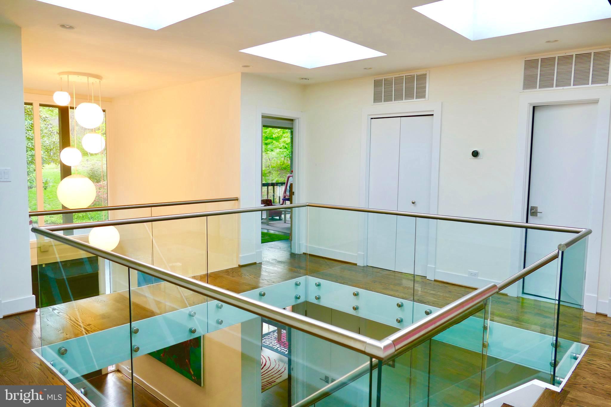 BELLEVUE FOREST - Residential