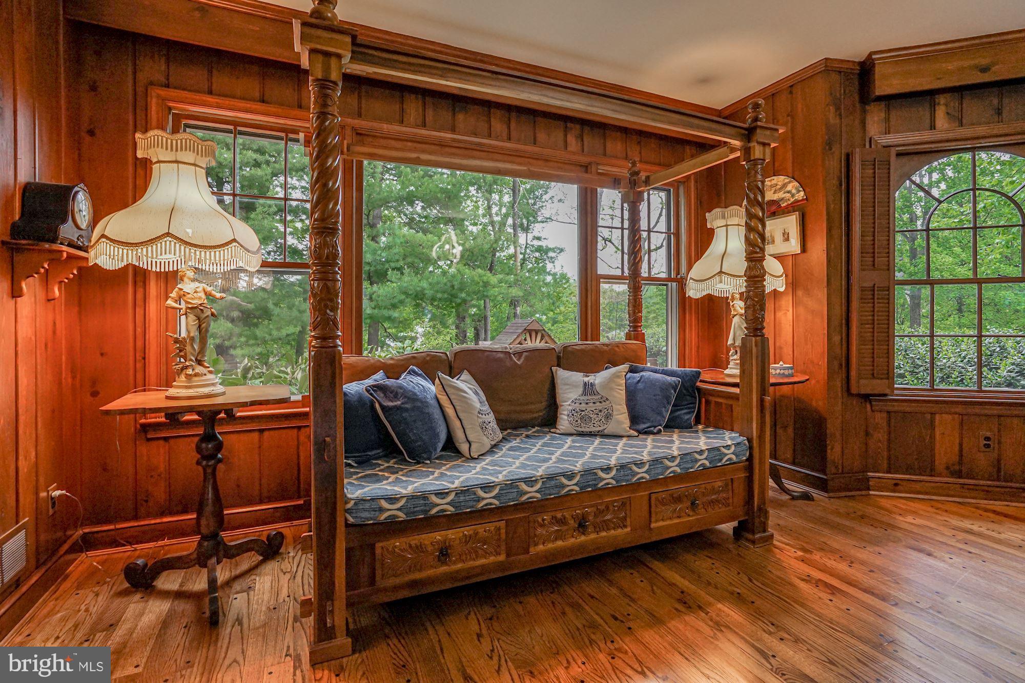 FARMINGTON - Residential