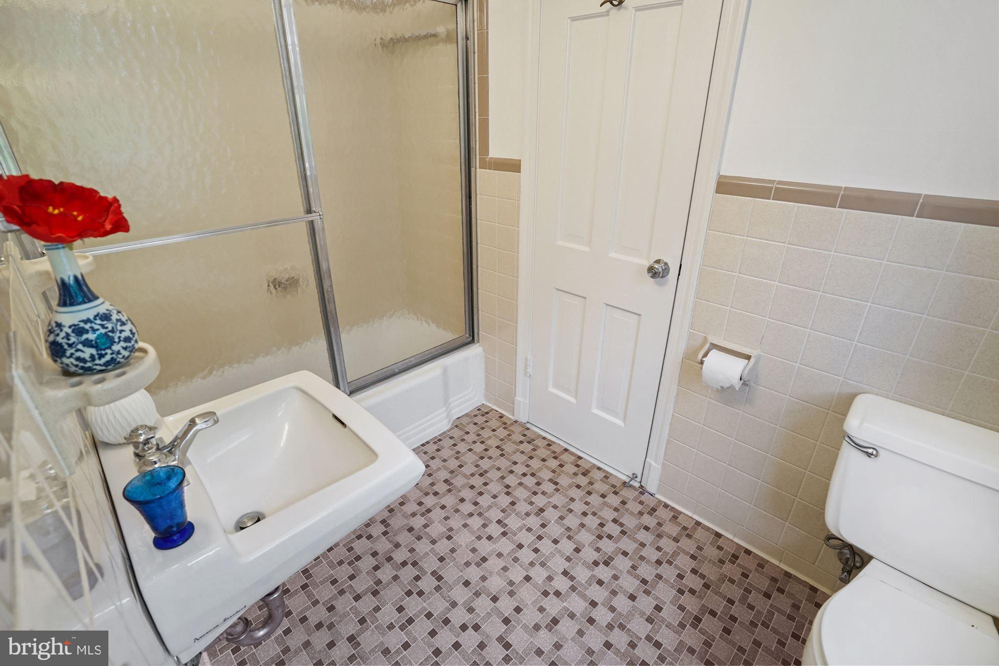 FARMINGTON - Residential