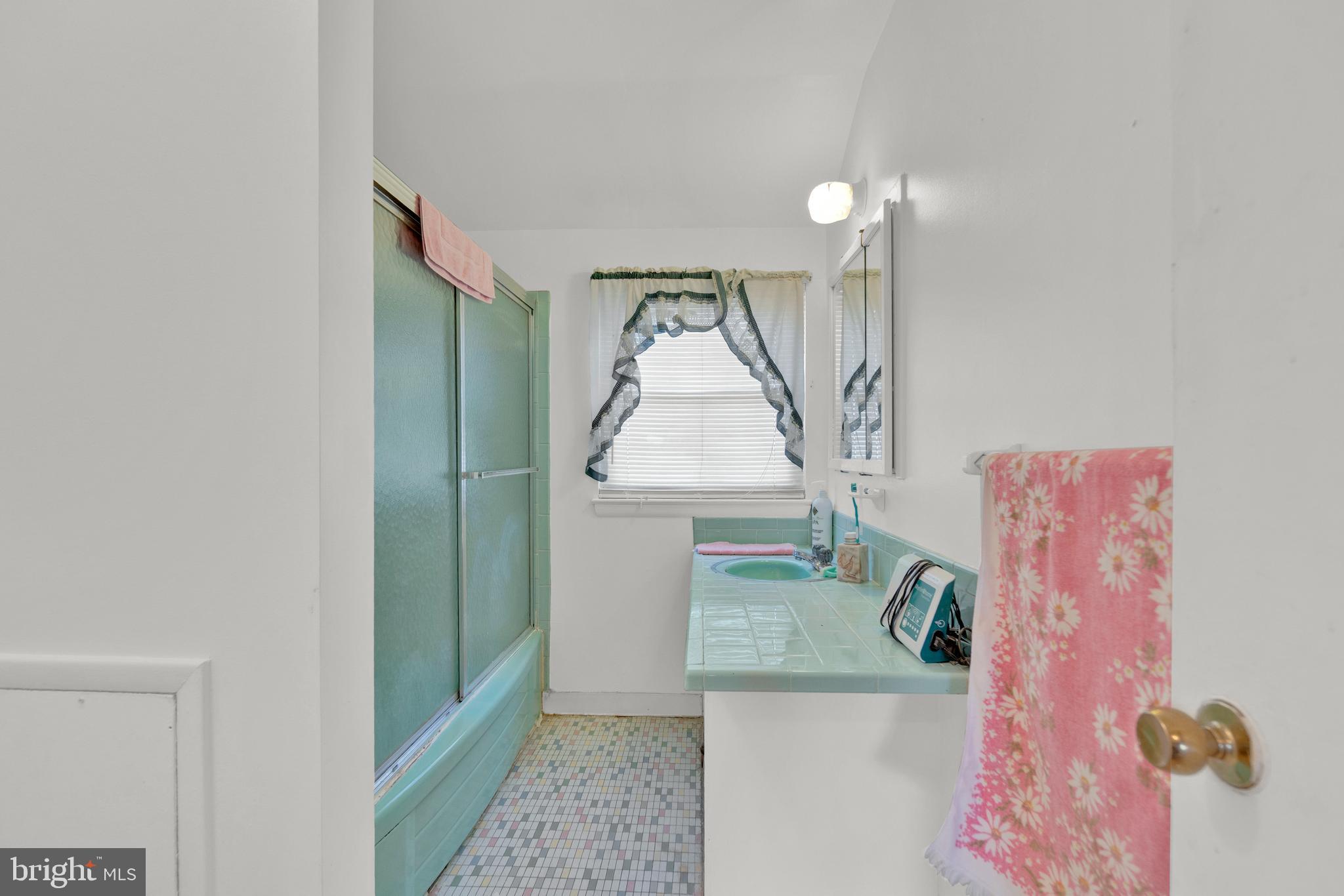 CHARLESMONT - Residential