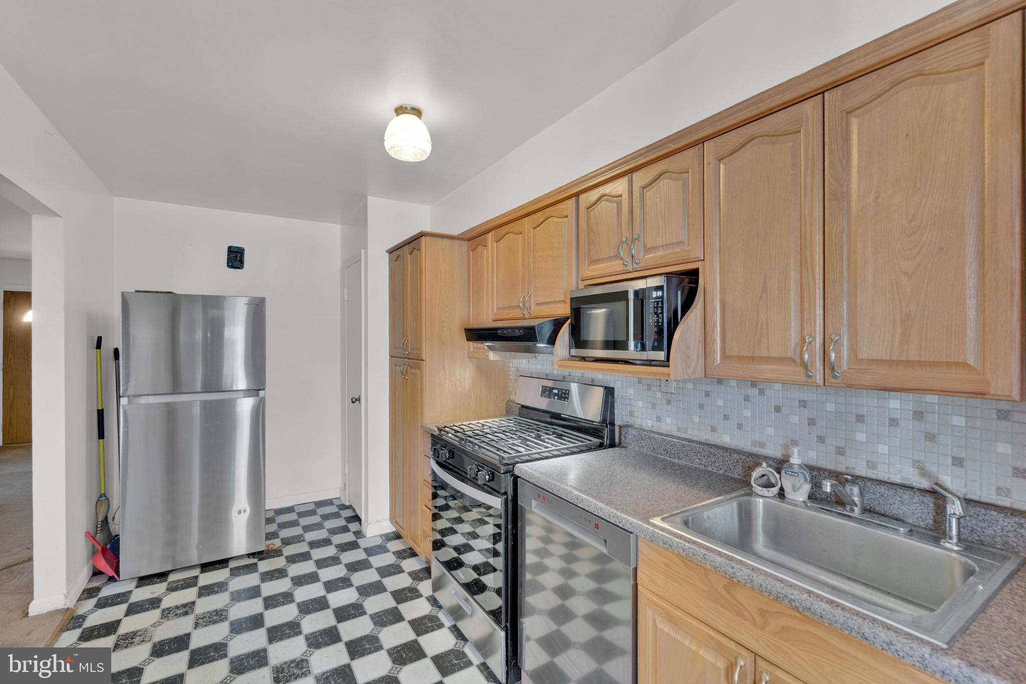 CHARLESMONT - Residential