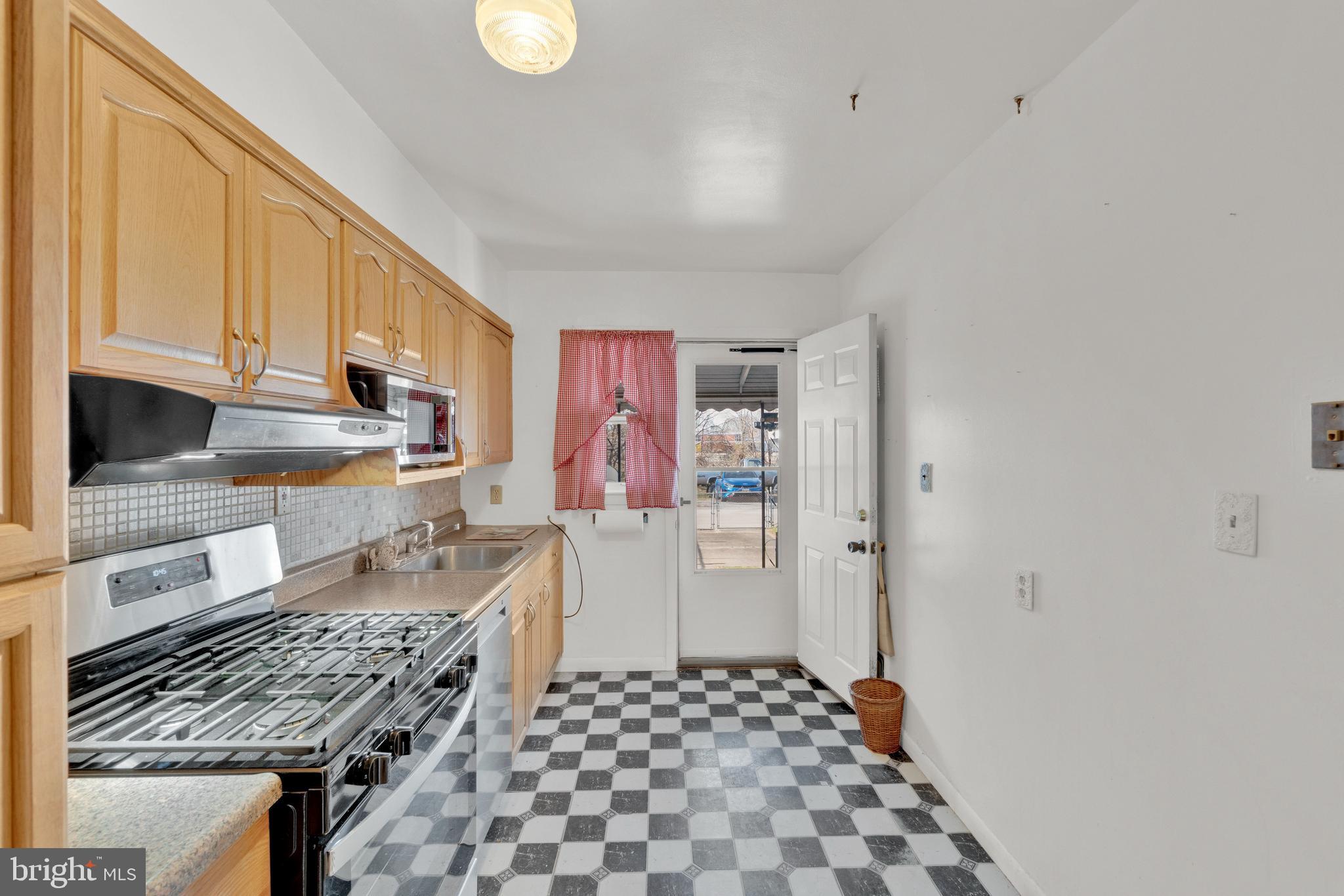 CHARLESMONT - Residential