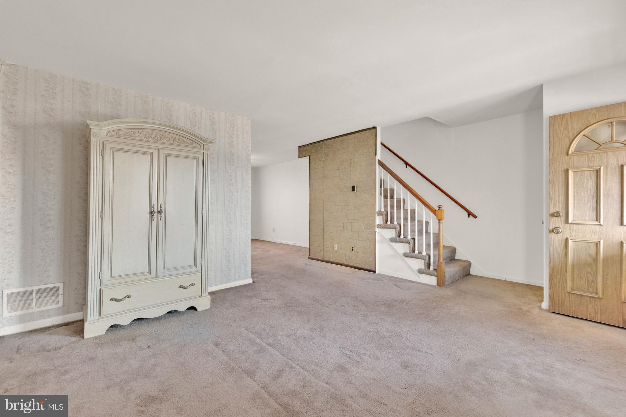 7723 CHARLESMONT ROAD