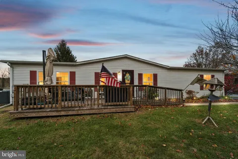 19 Wildbriar Court, Harleysville, PA 19438 - MLS#: PAMC2161408