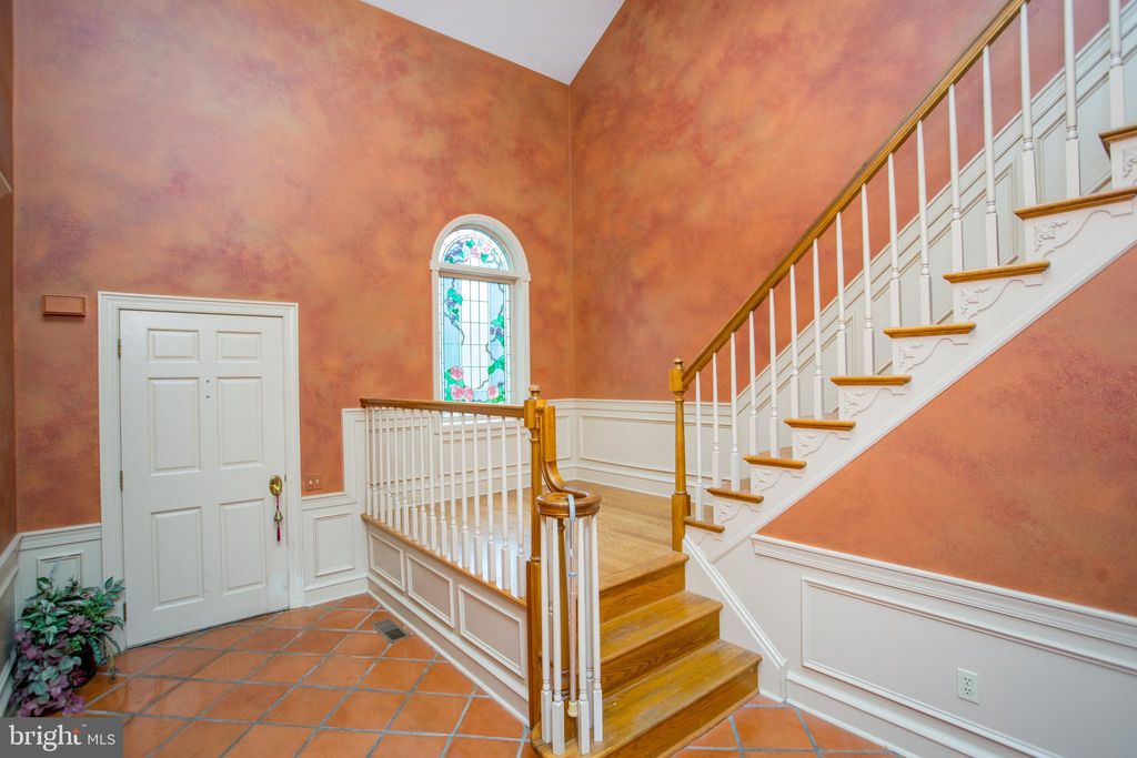 Photo of 32 Hibiscus Court, DOYLESTOWN, PA 18901 (MLS # PABU2102658)
