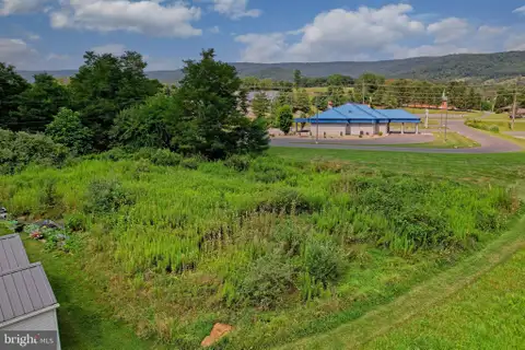 MLS: WVMI2004412