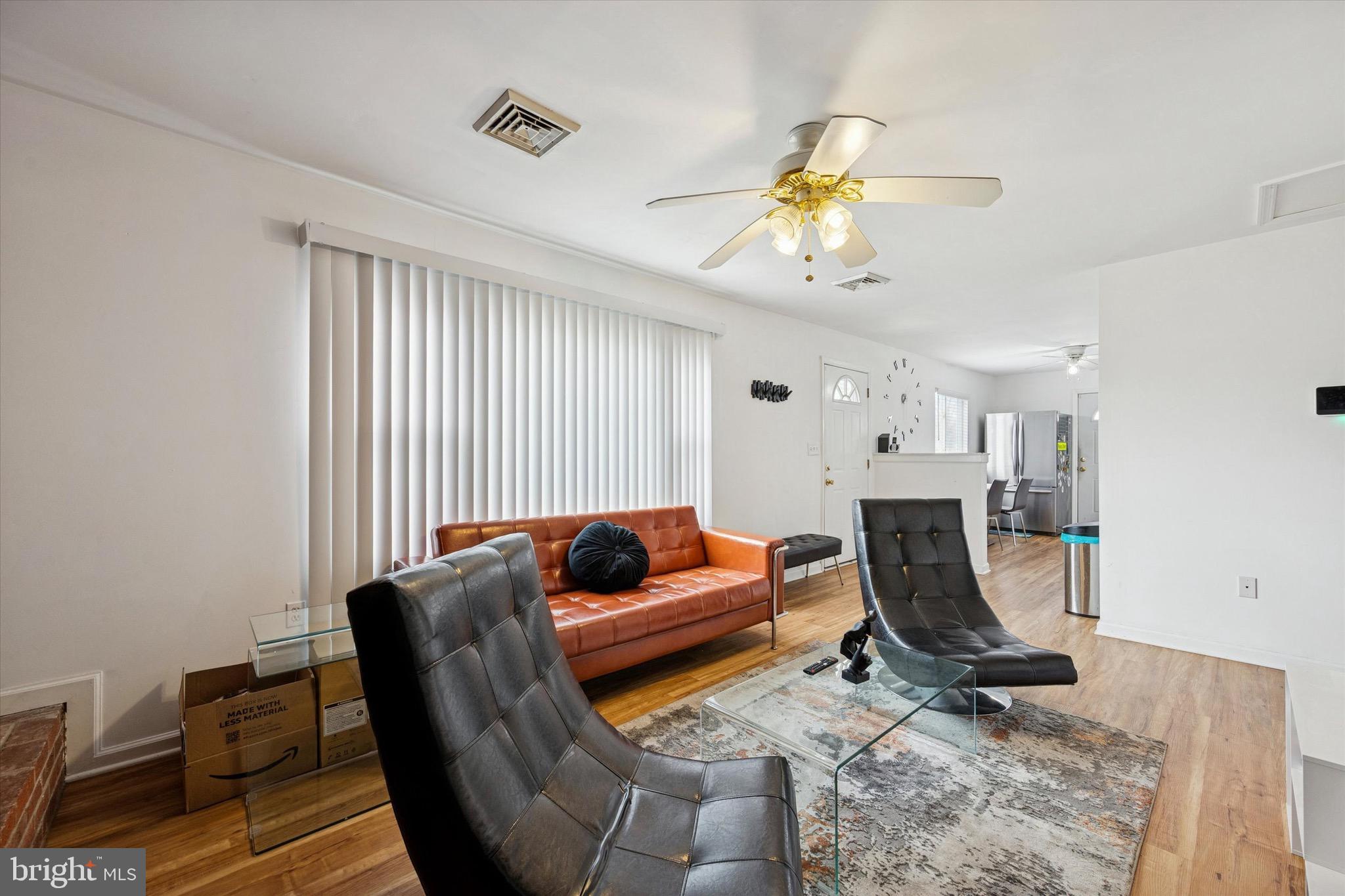 CASTLE HILLS - Residential