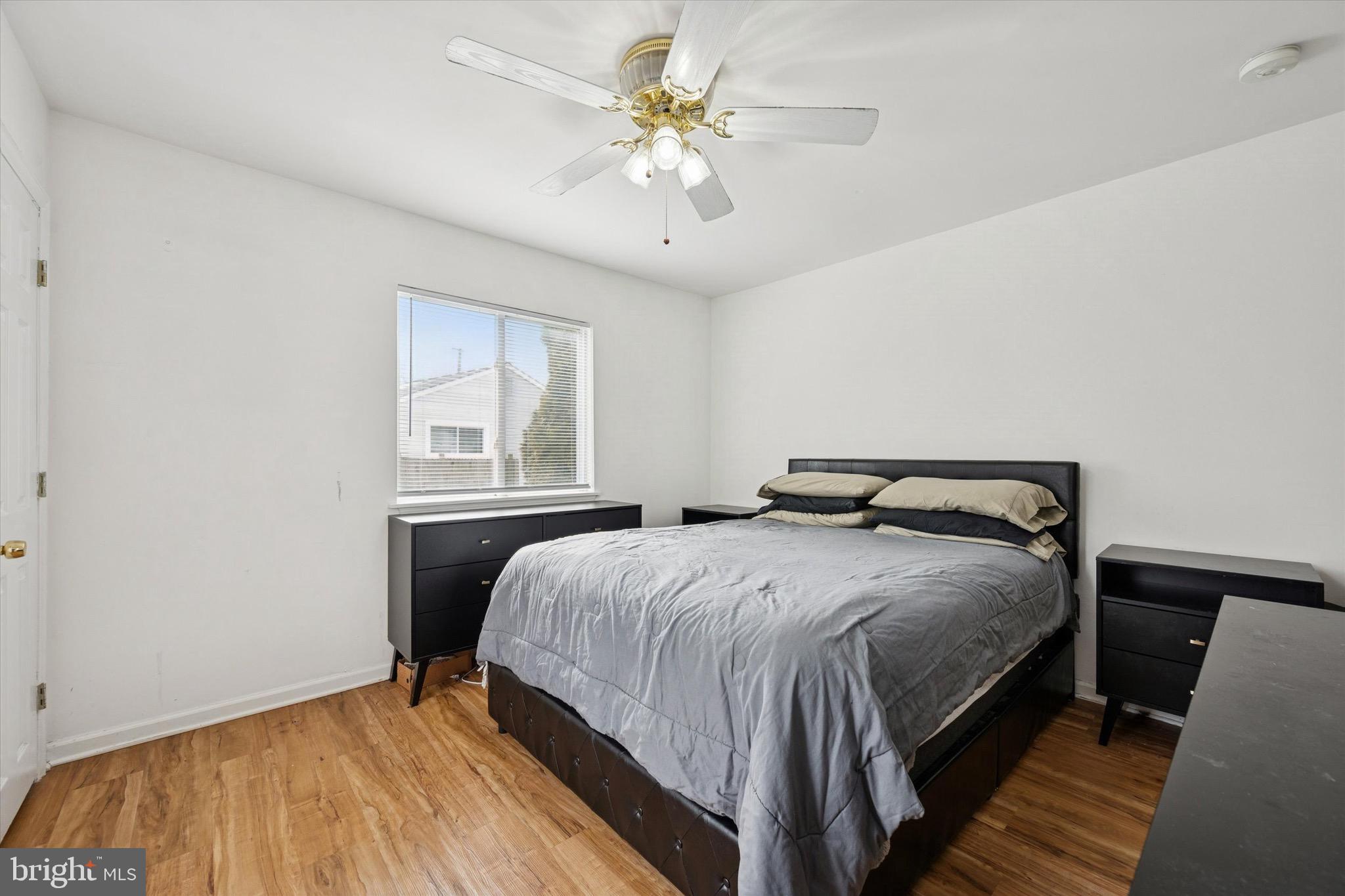 CASTLE HILLS - Residential