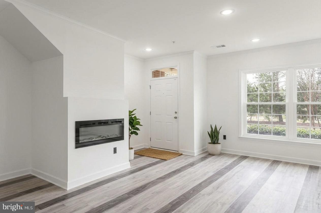 AMBER SPRING CONDOMINIUMS - Residential