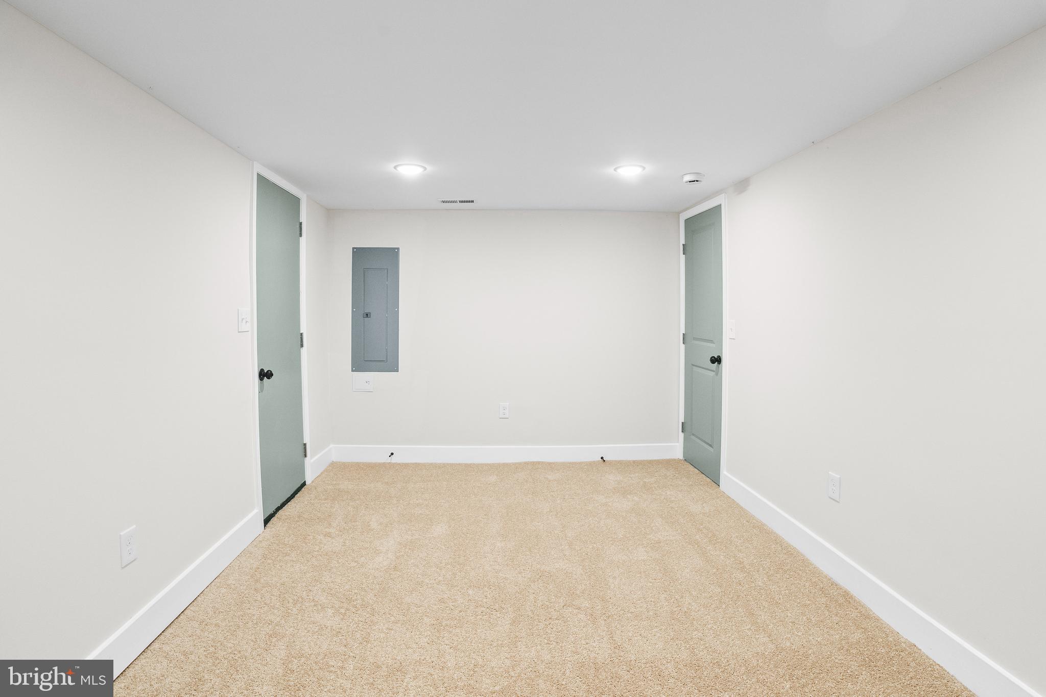 WEST BALTIMORE - Residential