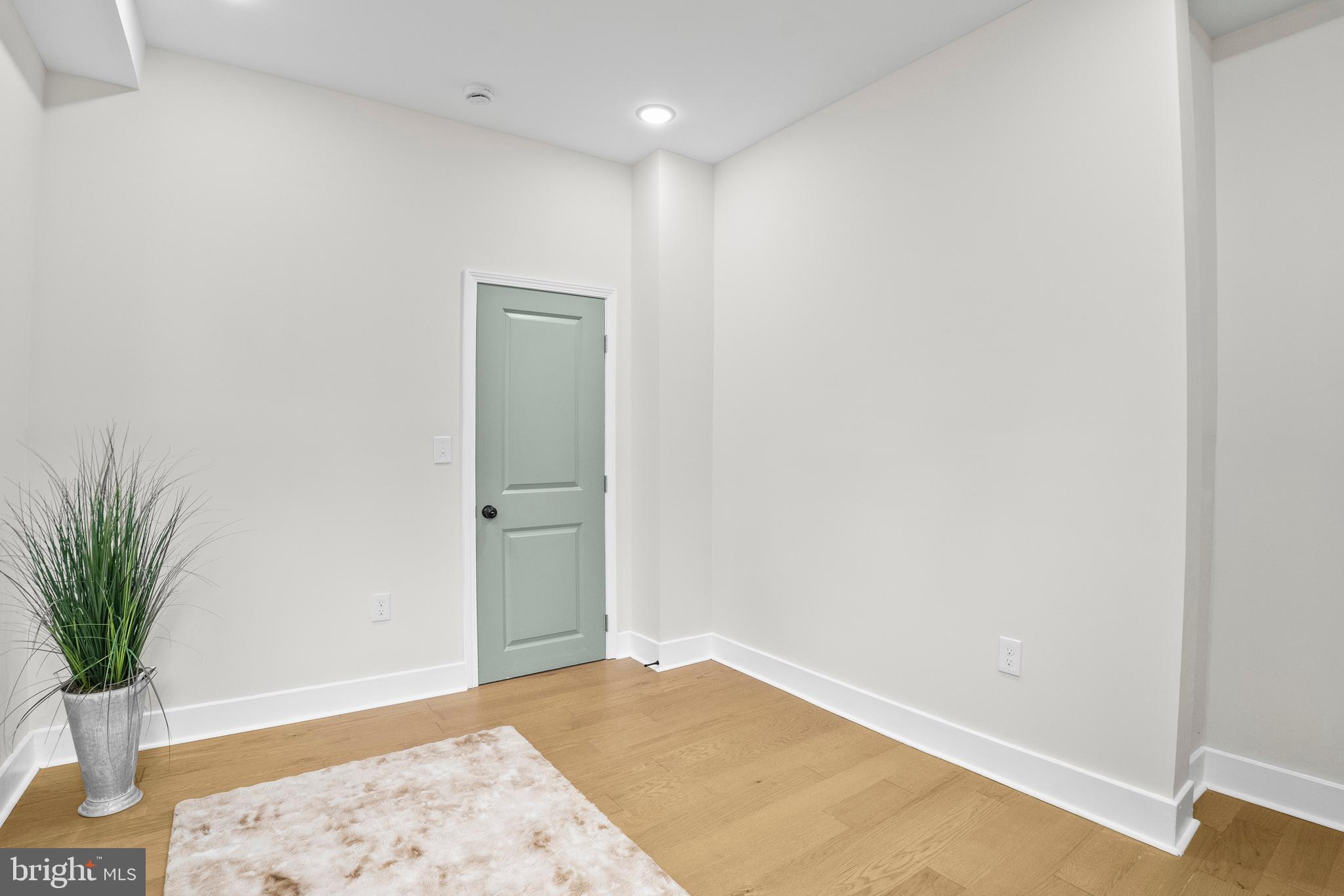 WEST BALTIMORE - Residential