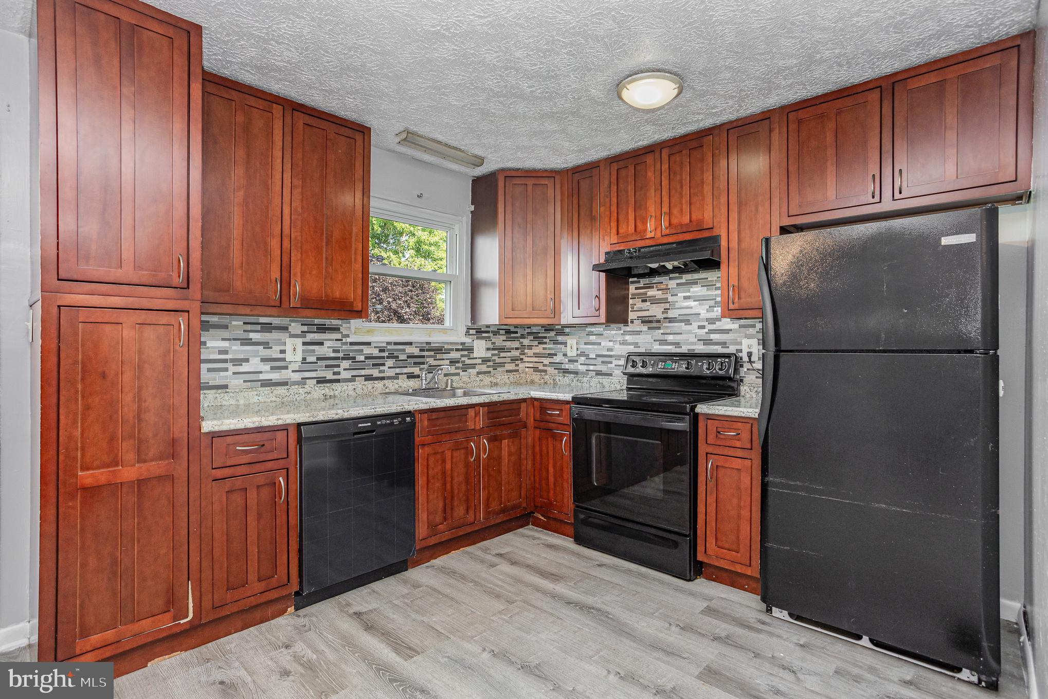 WOODBRIDGE - Residential